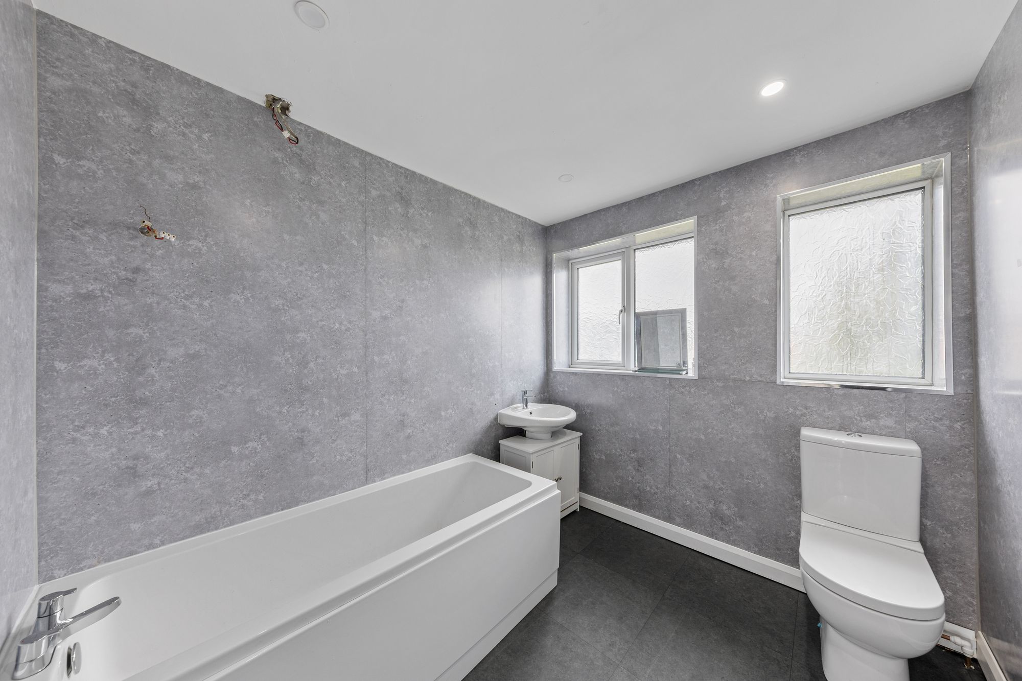 Cheshyre Drive, Halton, WA7