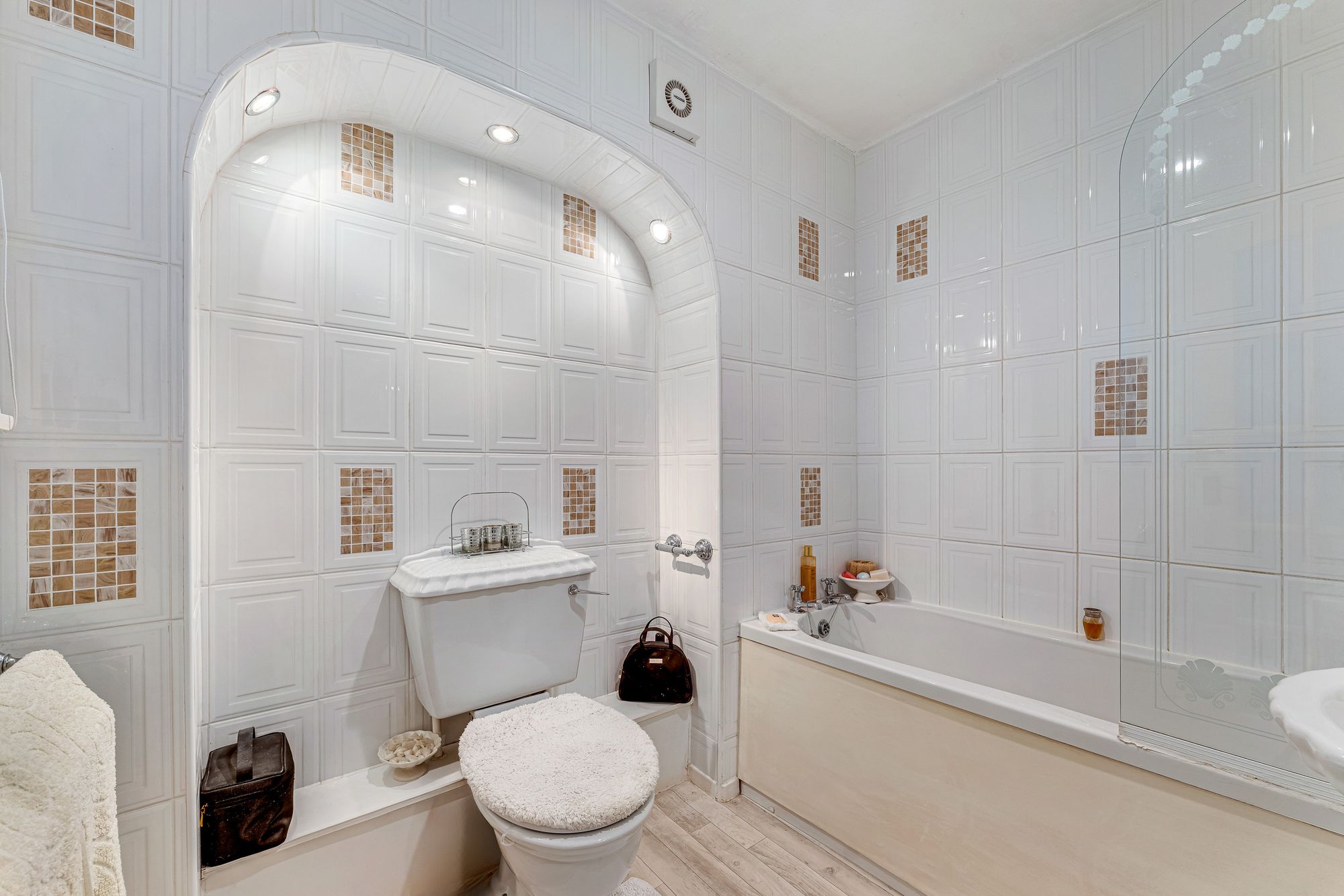 Ripon Row, Halton Lodge, WA7