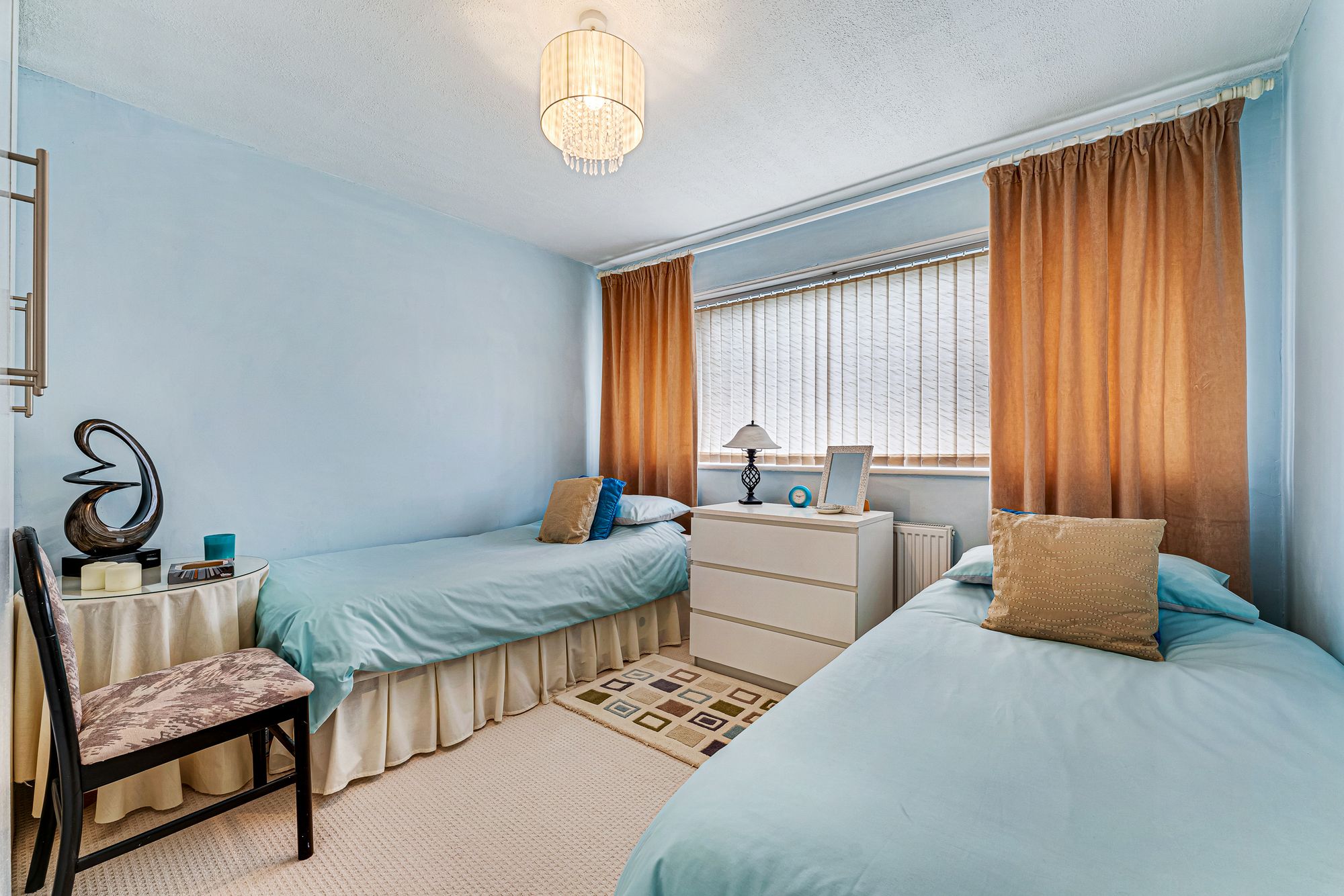 Ripon Row, Halton Lodge, WA7