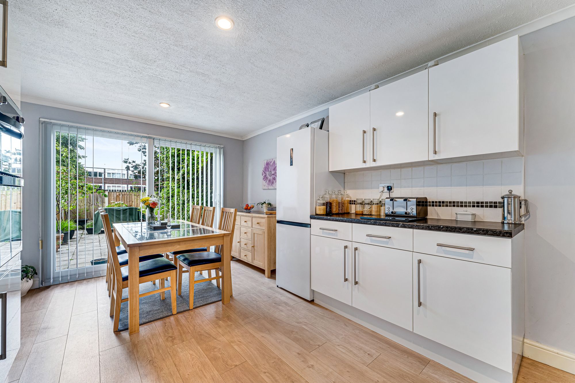 Ripon Row, Halton Lodge, WA7