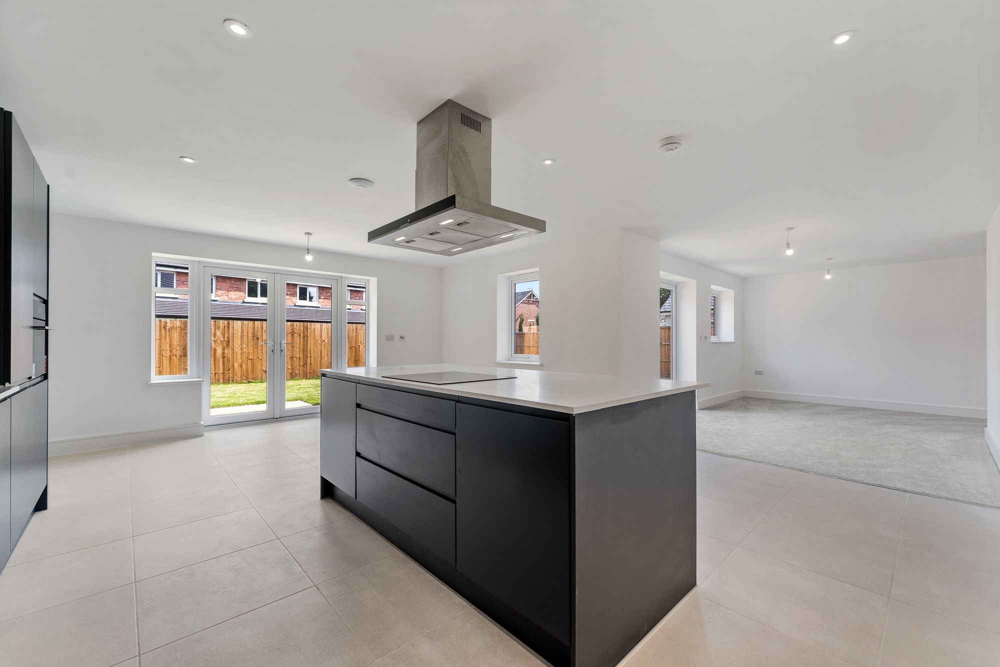 Church End, Hale Village, L24