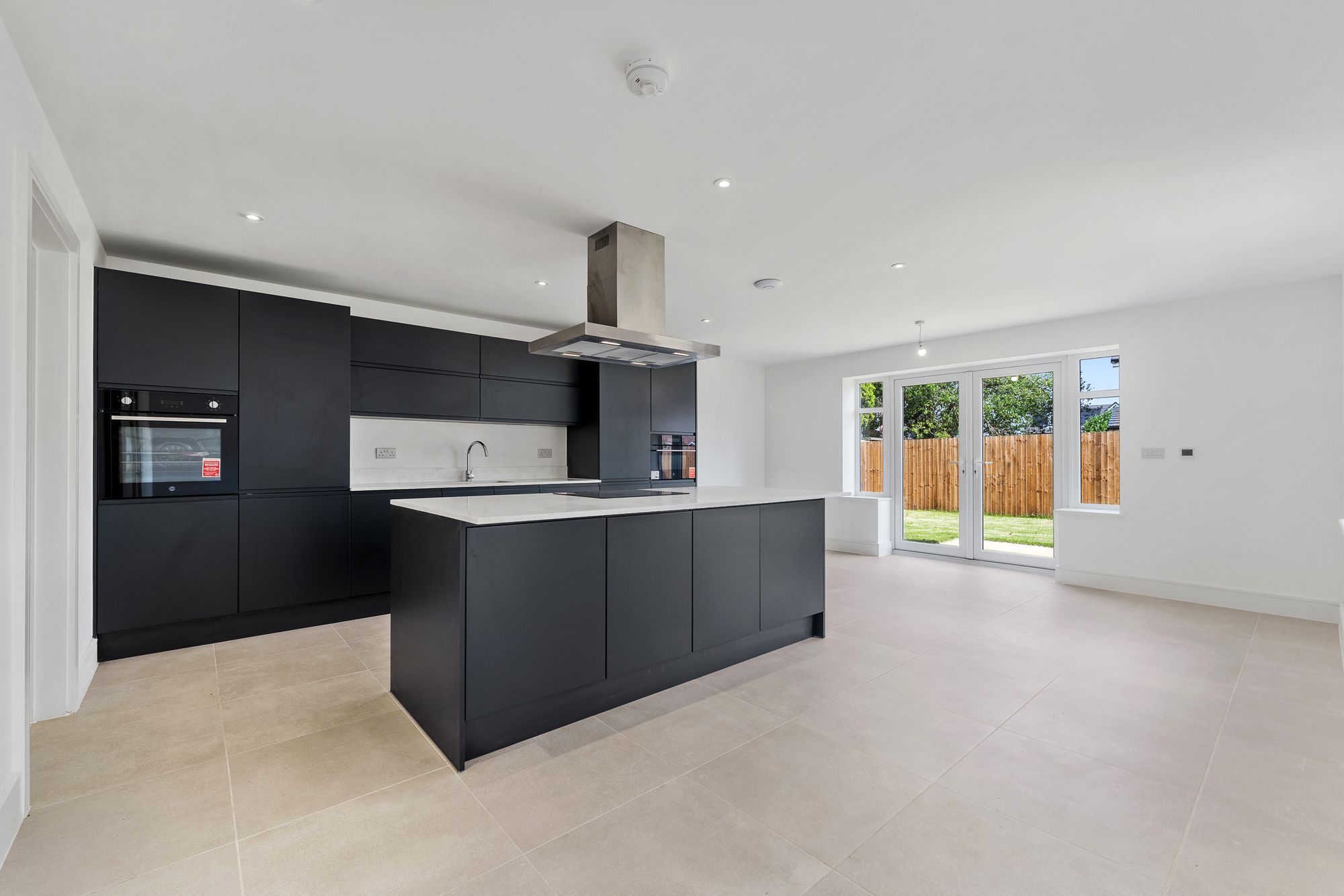 Church End, Hale Village, L24