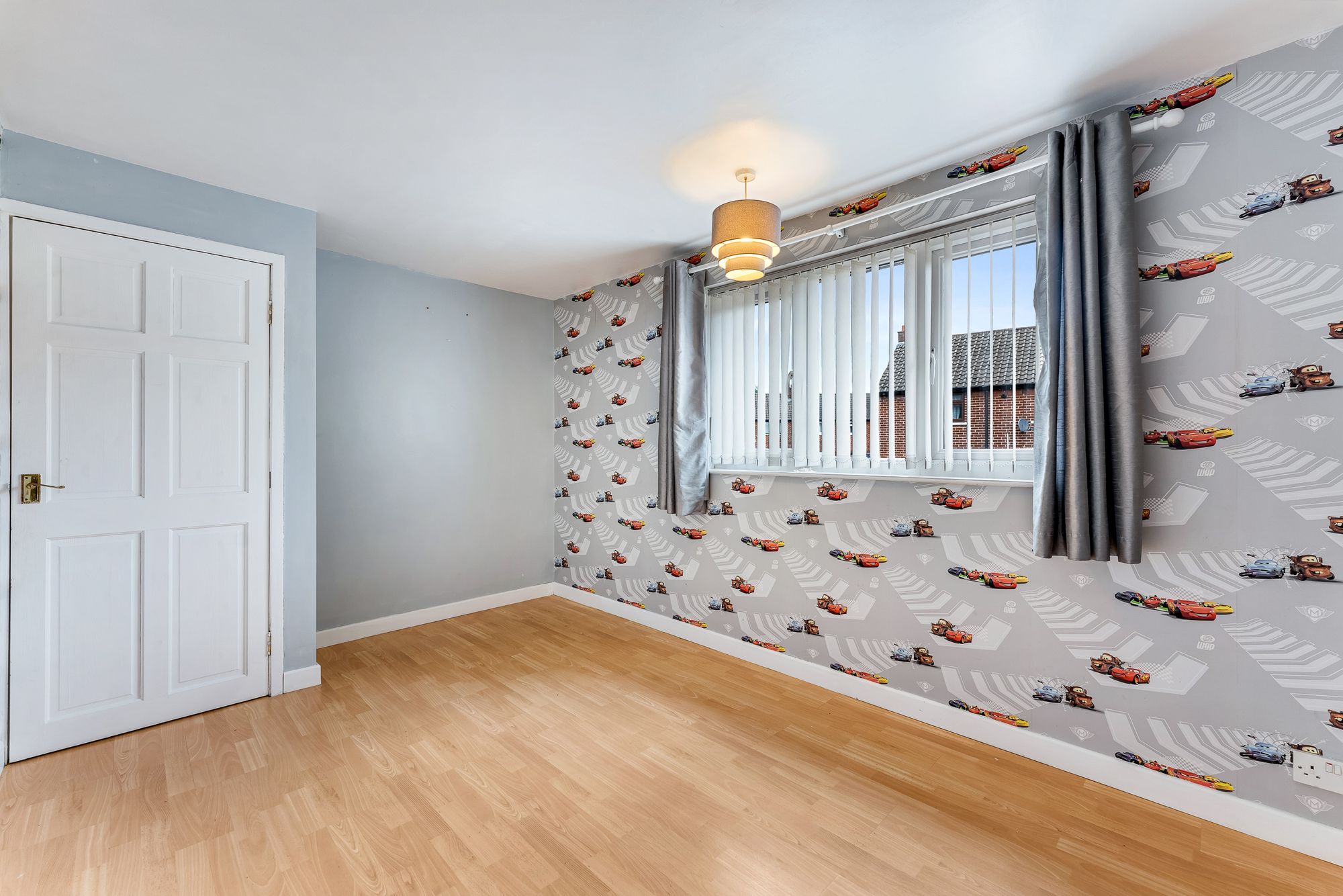 Royal Avenue, Widnes, WA8
