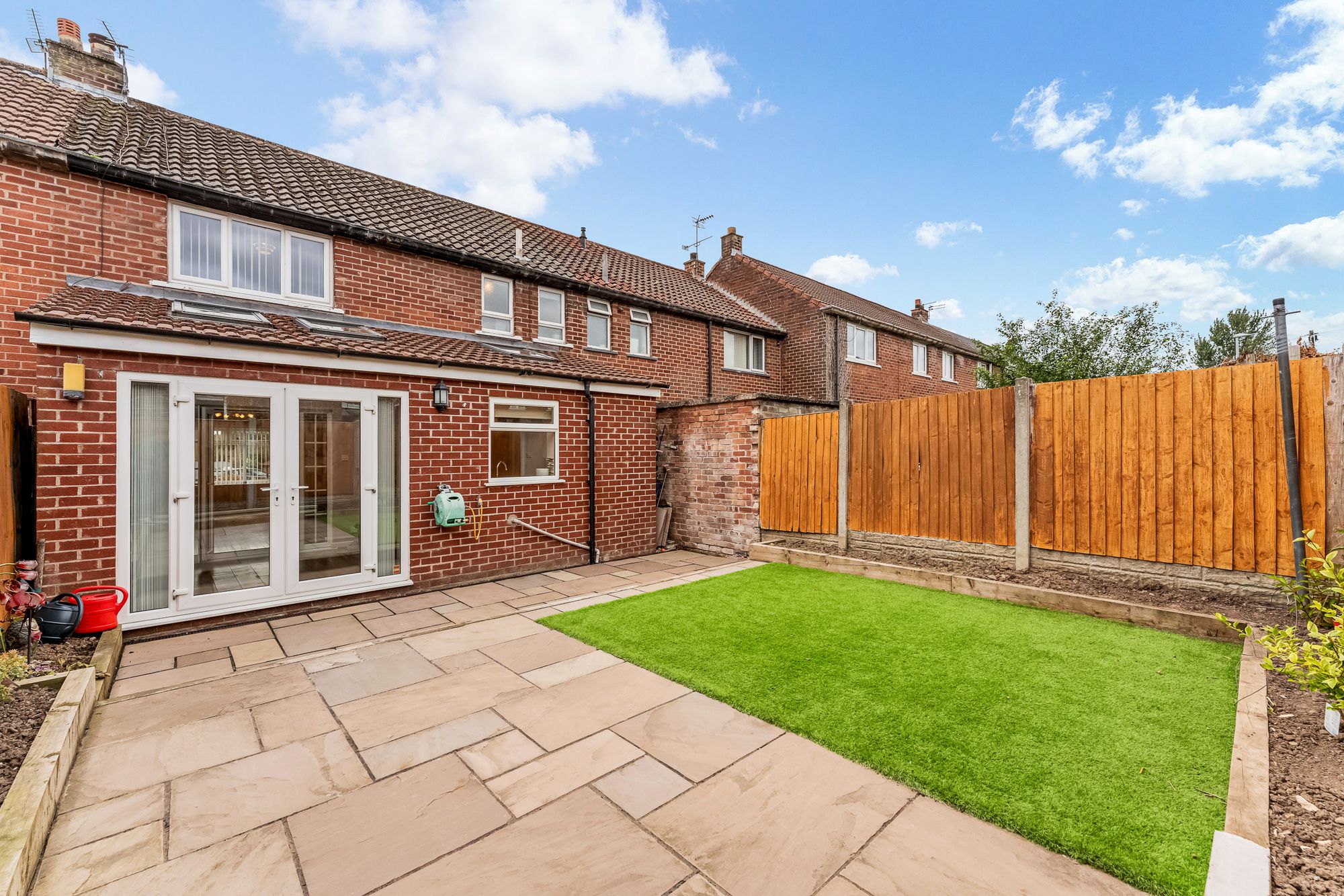 Royal Avenue, Widnes, WA8