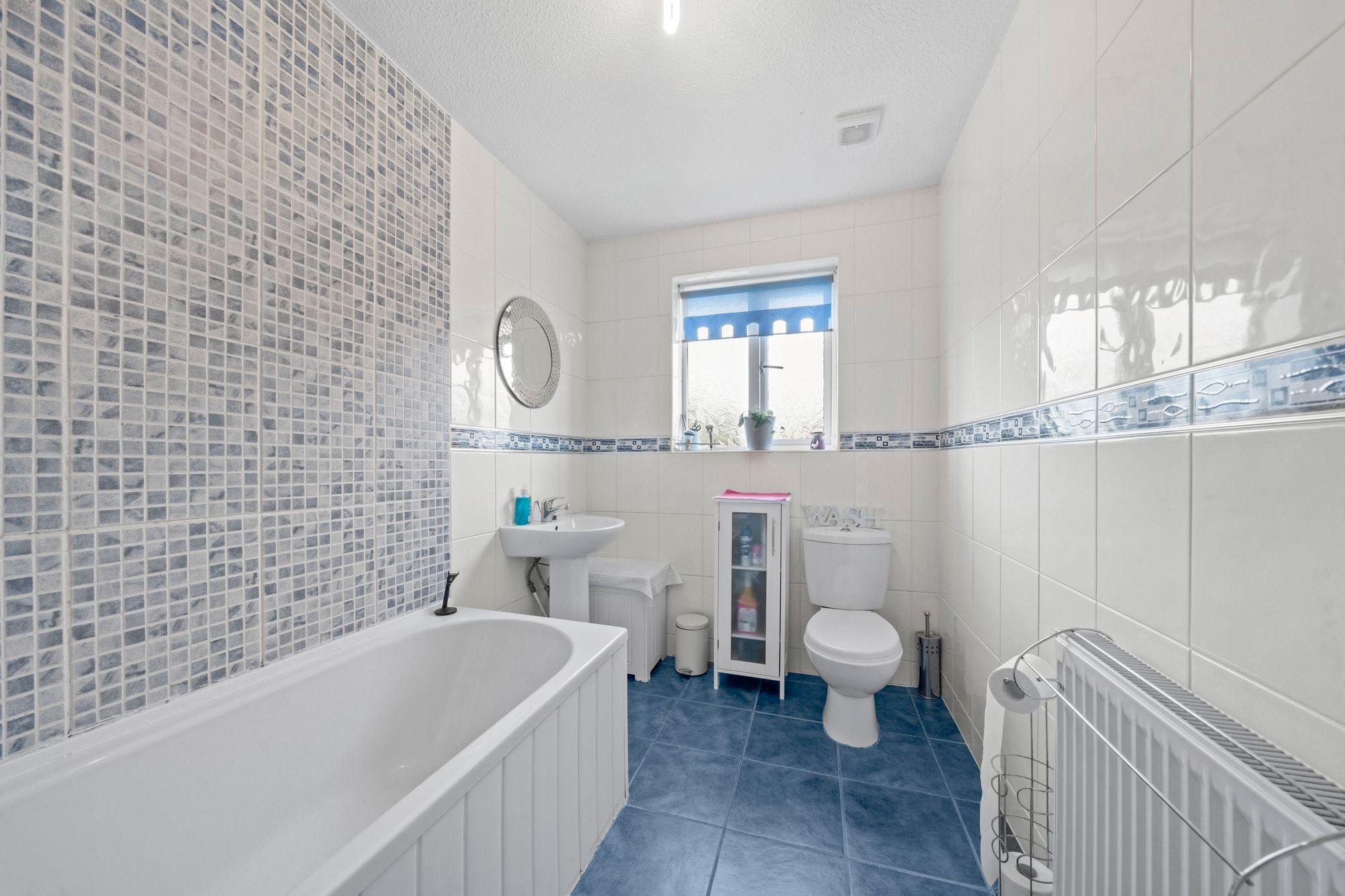 Lee Lane, Abram, WN2