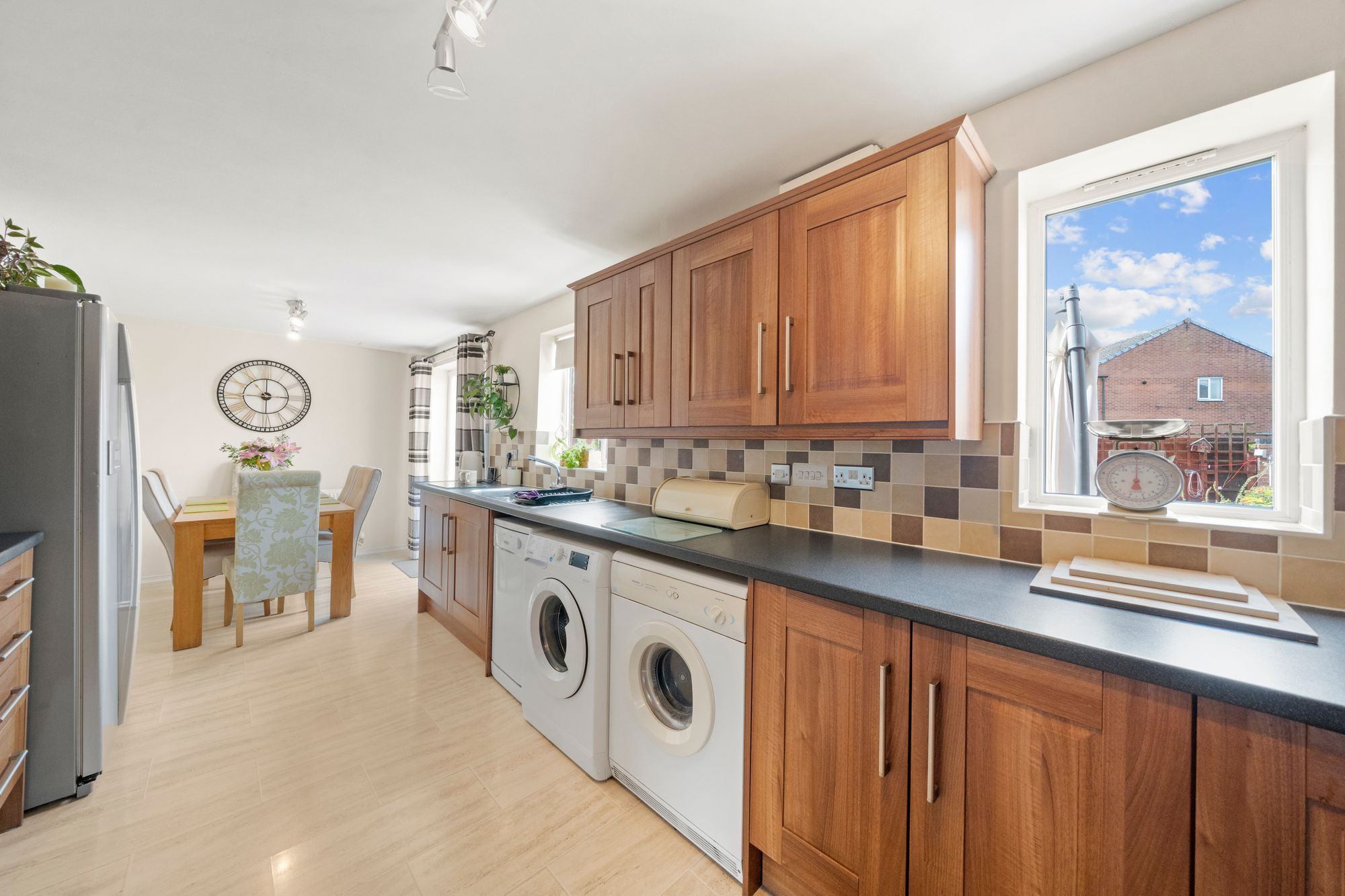 Lee Lane, Abram, WN2