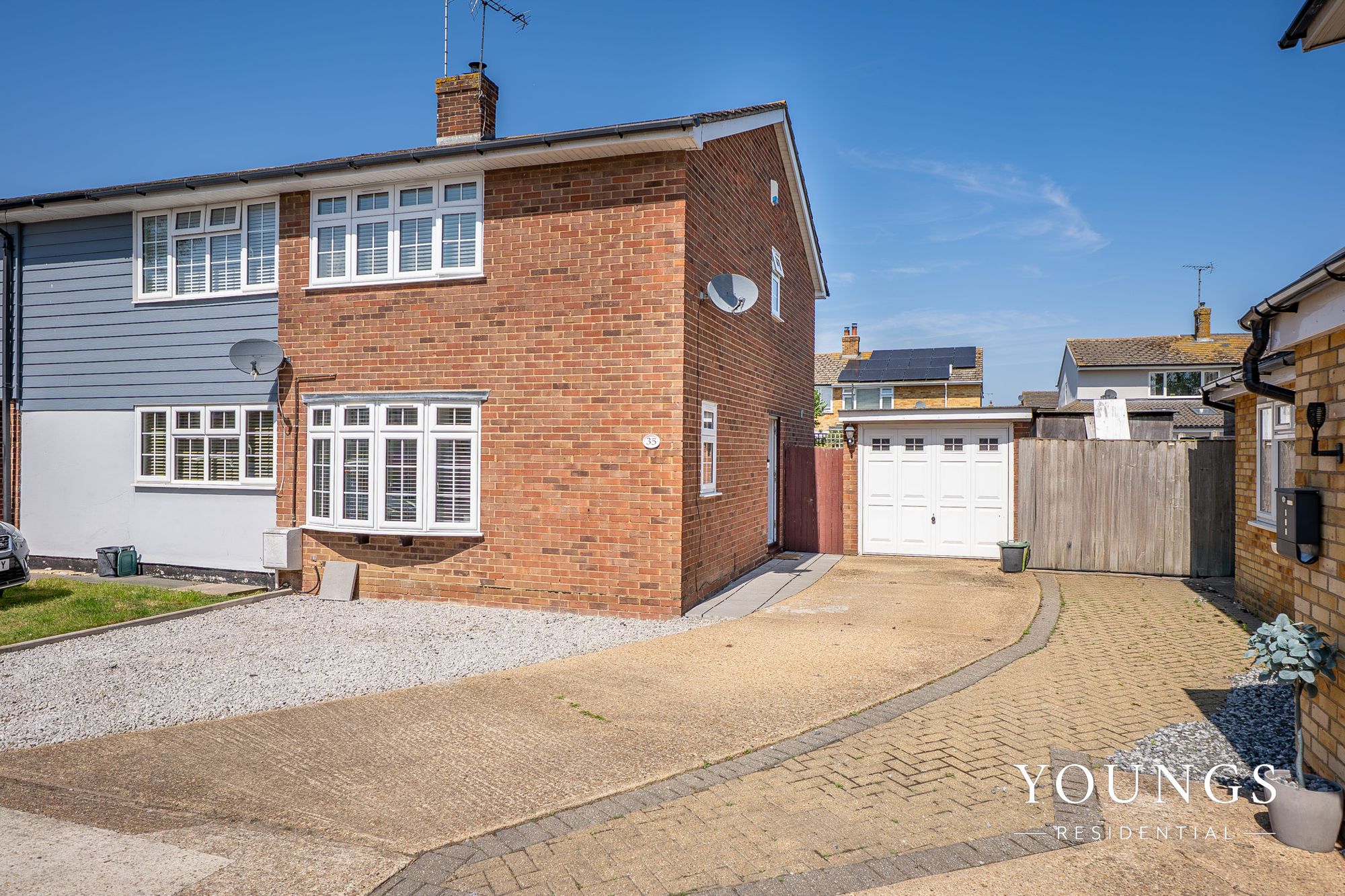 Kingfisher Drive, Essex, SS7