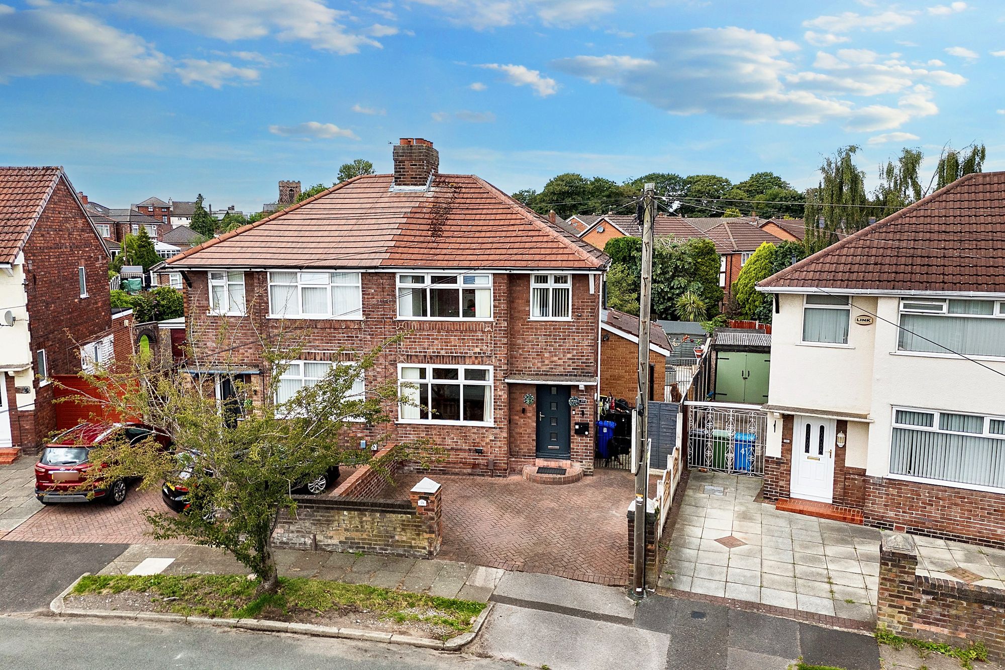 Claremont Drive, Widnes, WA8
