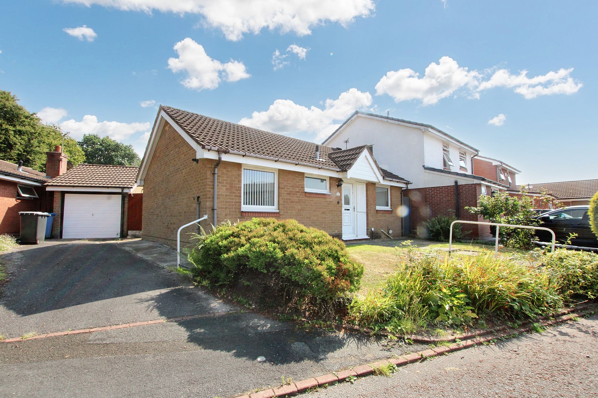 Kilsyth Close, Fearnhead, WA2