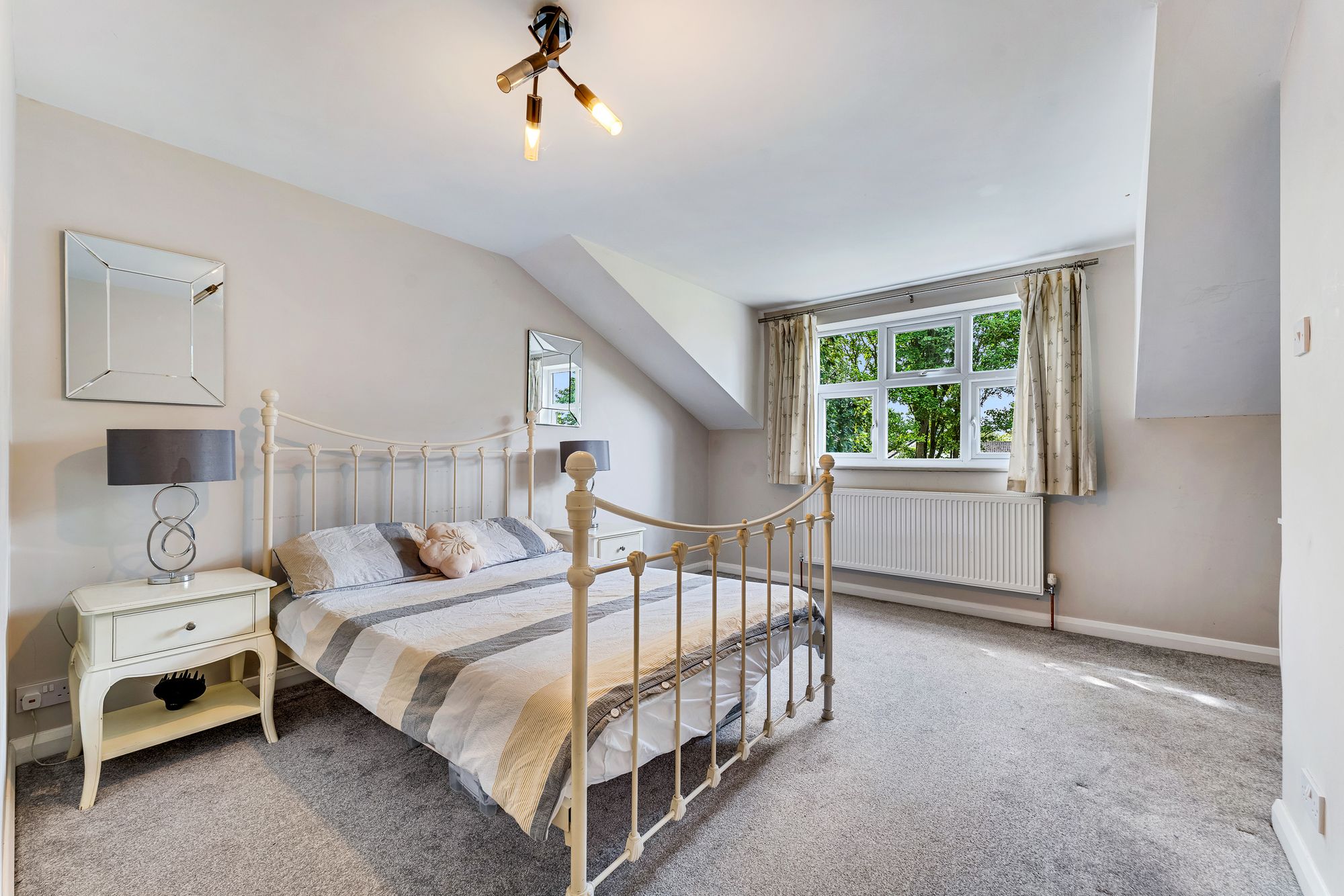 Hall Lane, Widnes, WA8