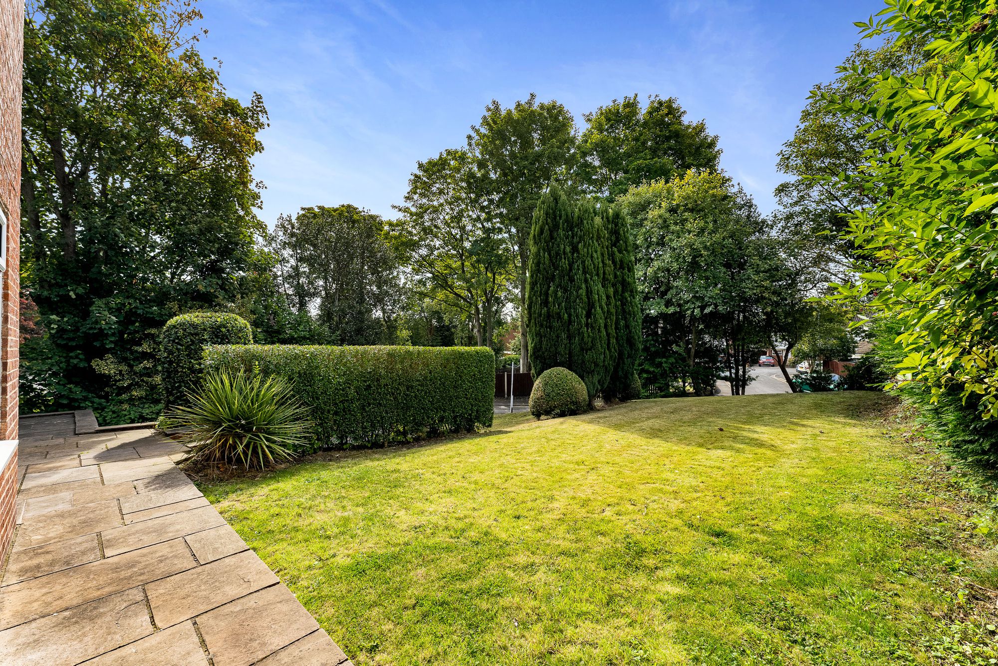 Hall Lane, Widnes, WA8