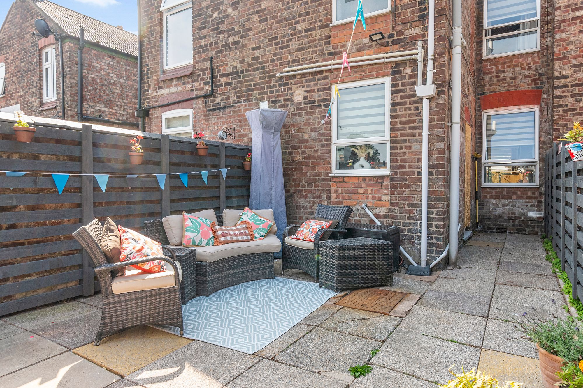 Hallfields Road, Warrington