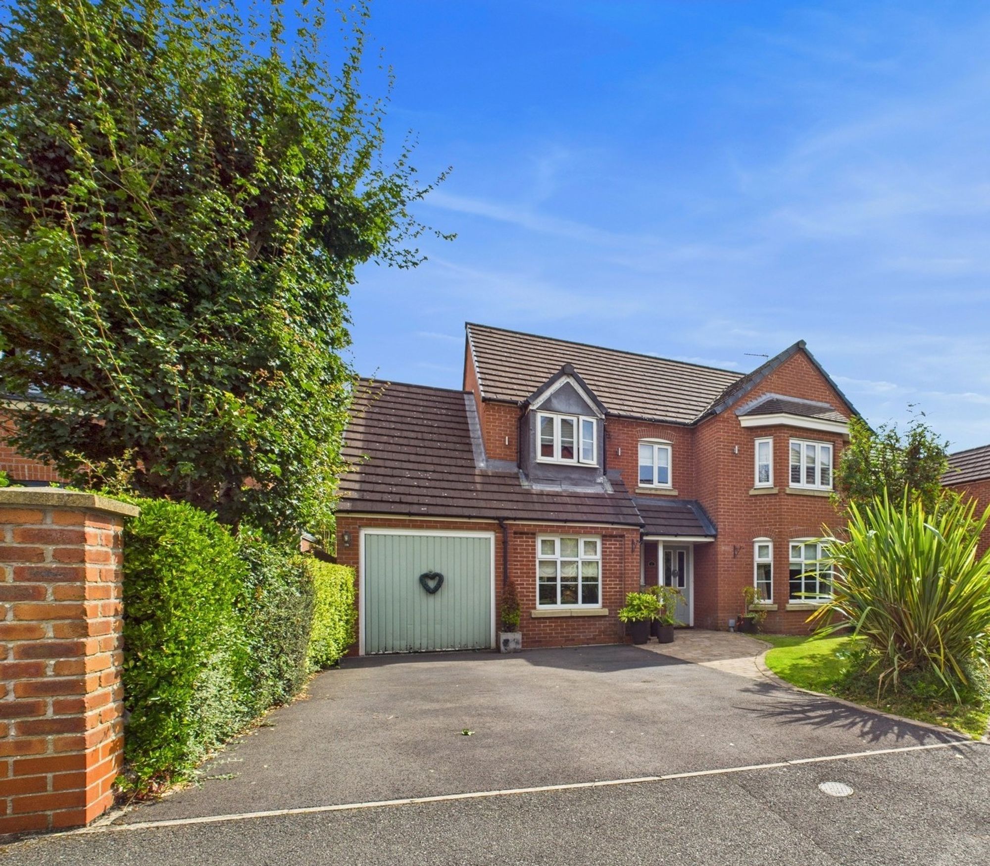 CAM05197G0 PR0097 STILL019