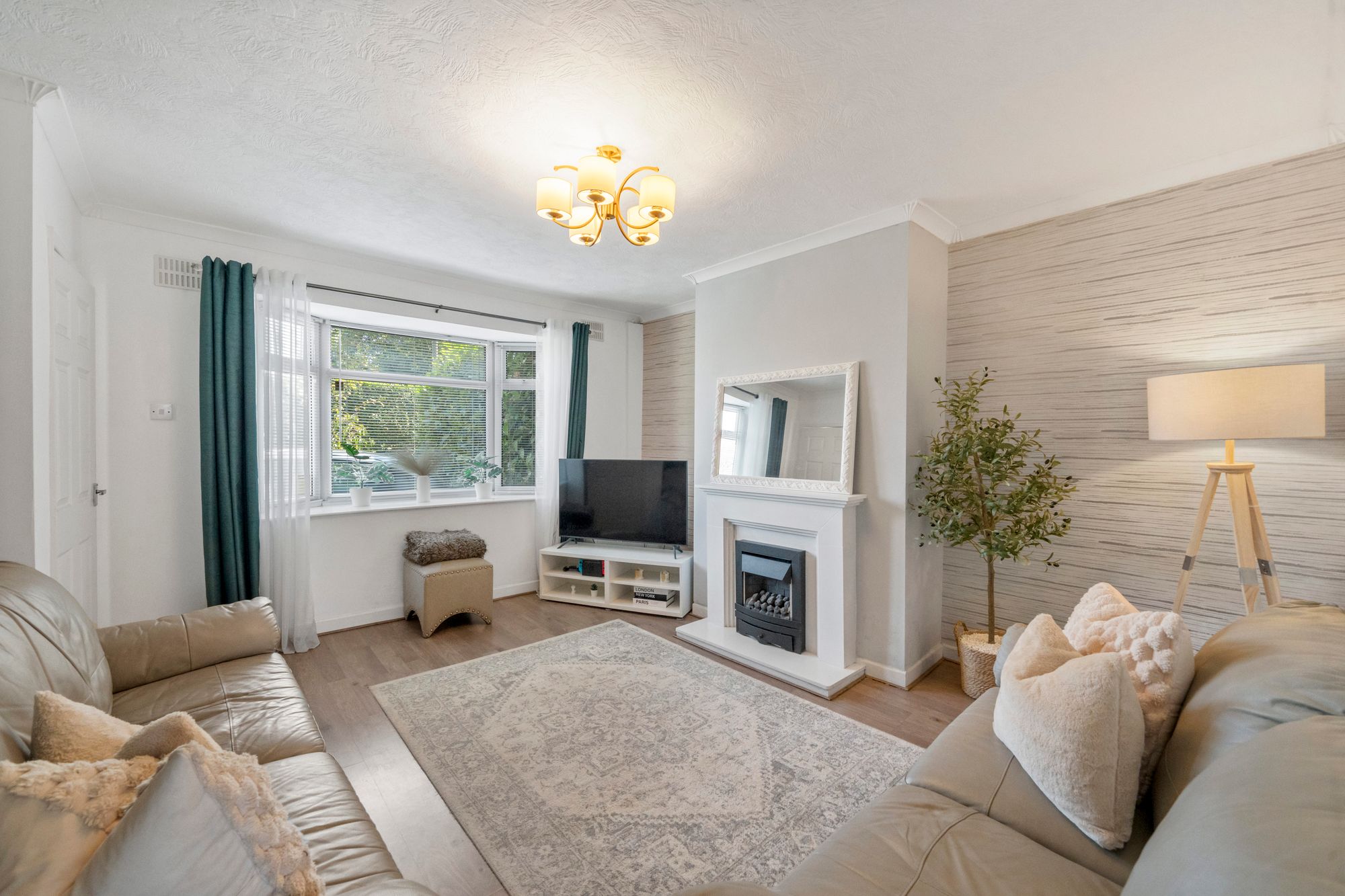 Maple Crescent, Leigh