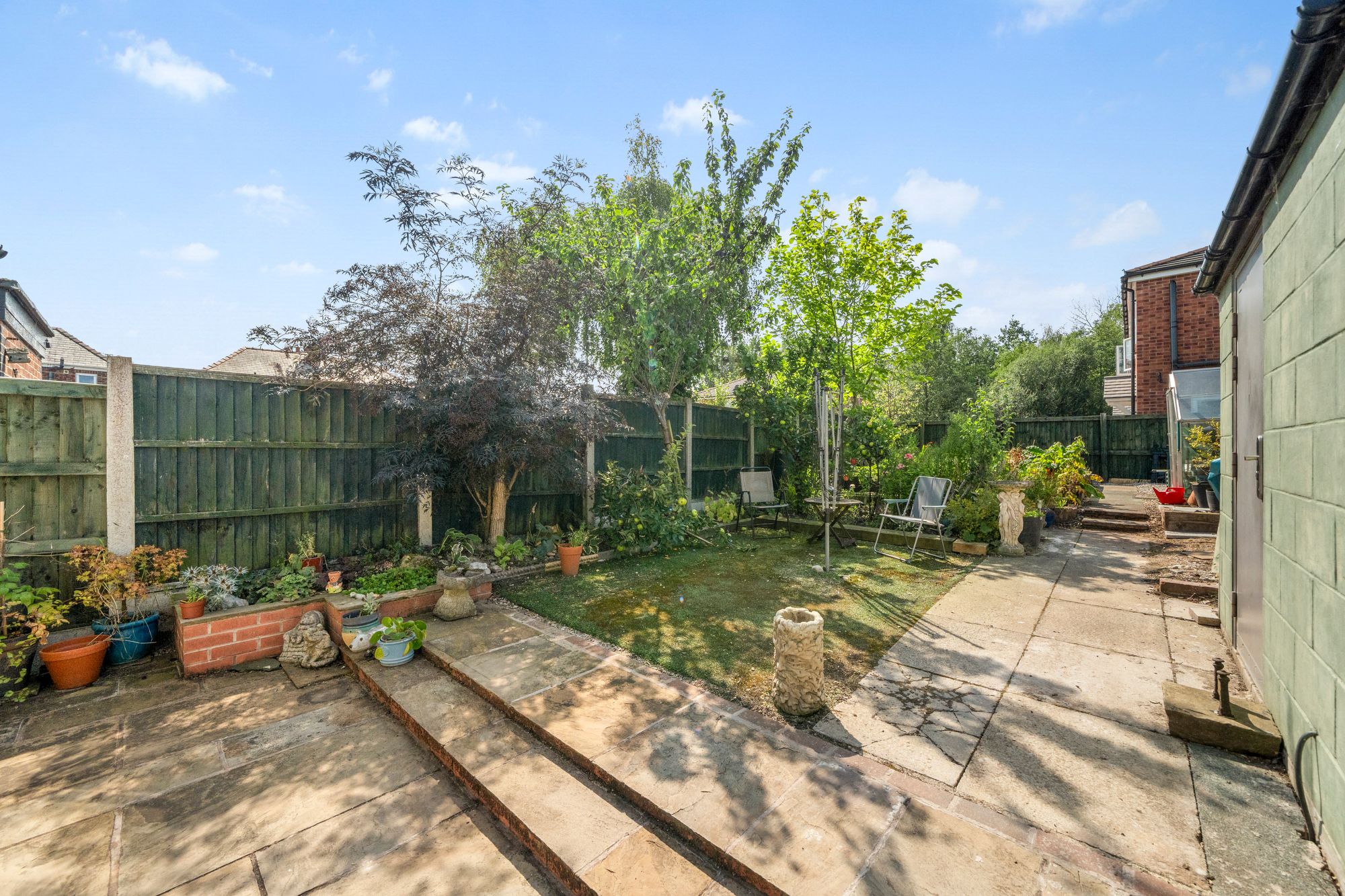 June Avenue, Leigh, WN7
