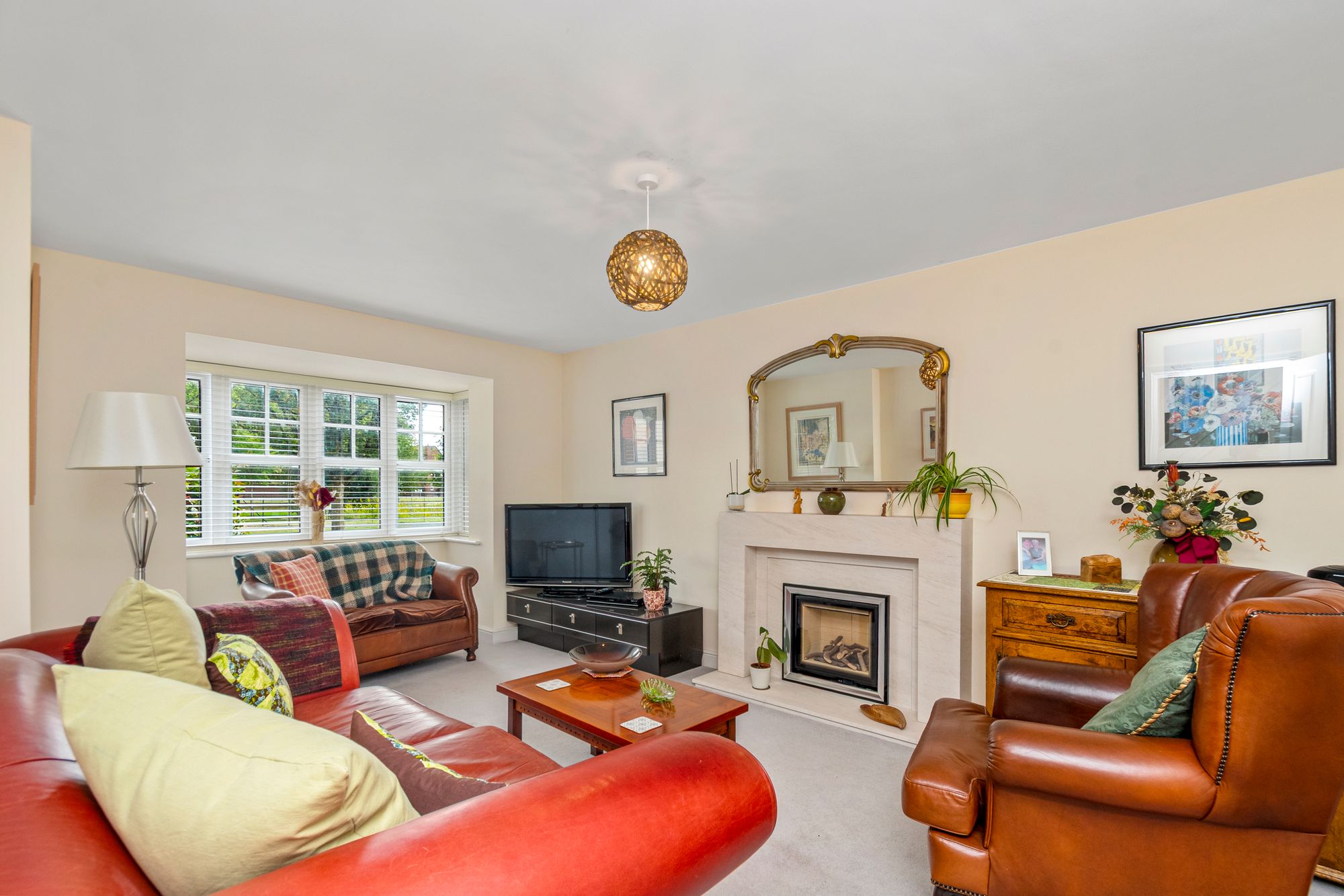 Commissioner Square, Warrington