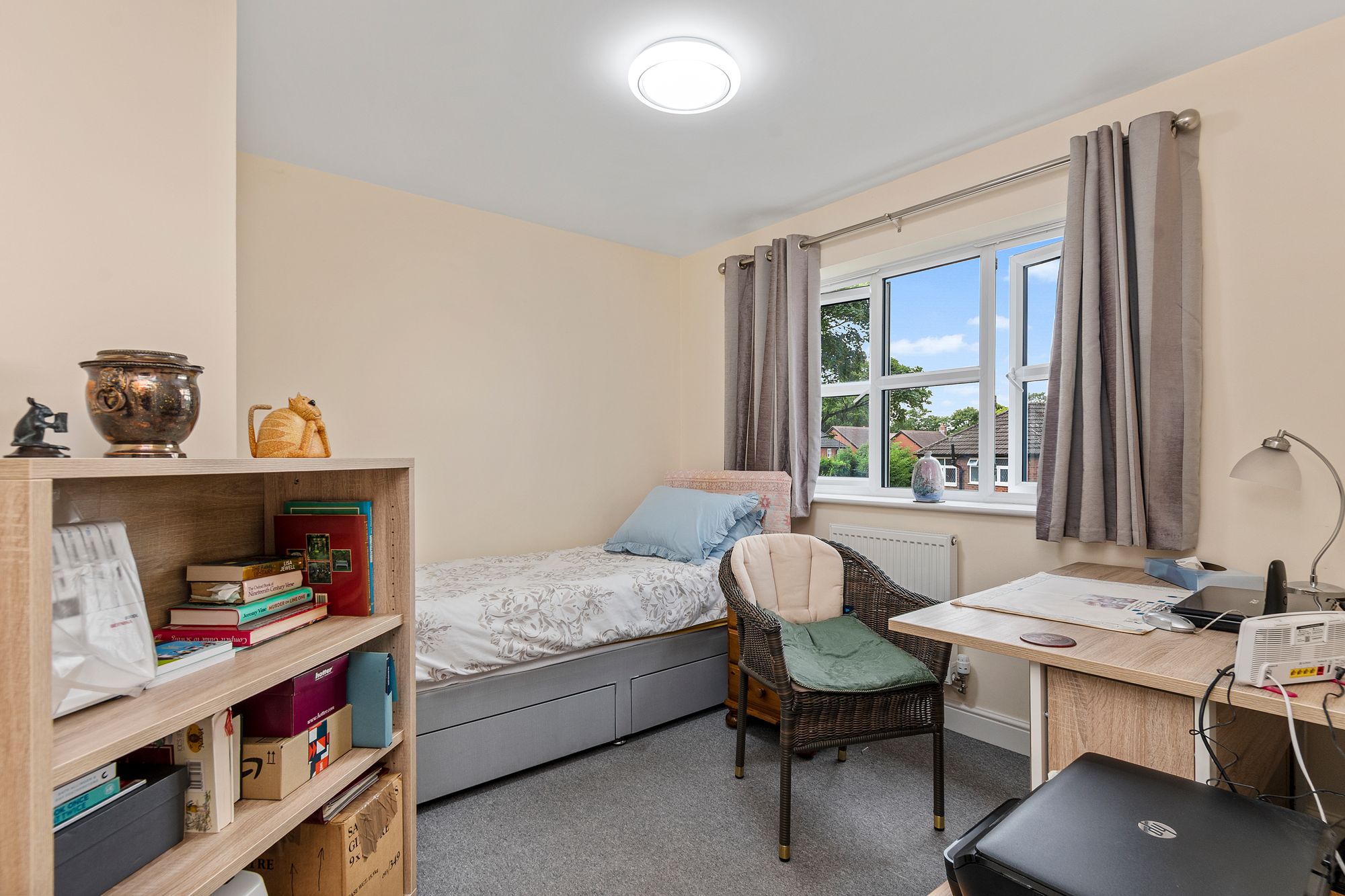 Commissioner Square, Warrington