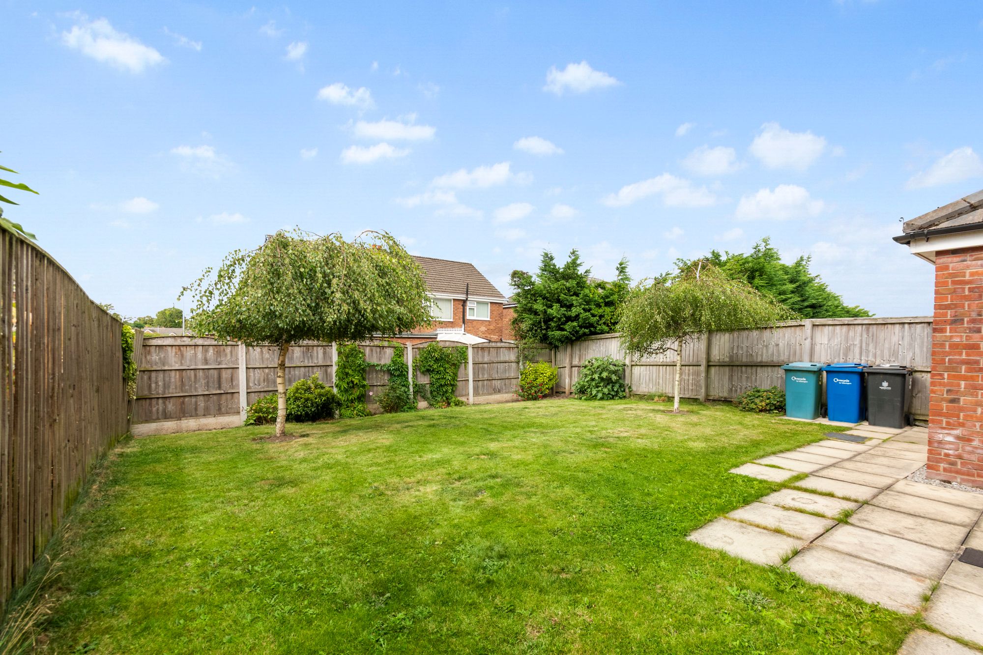Commissioner Square, Warrington