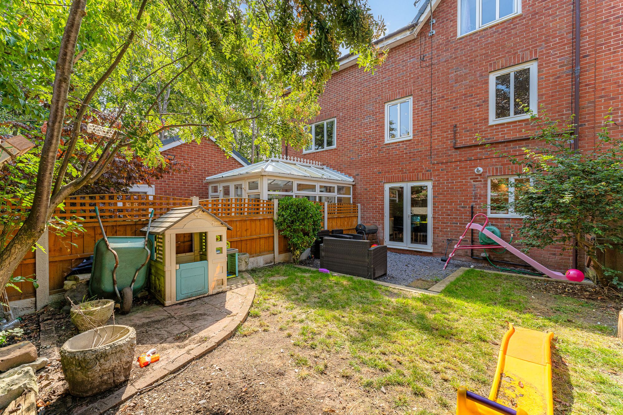 Maplewood Close, Widnes, WA8