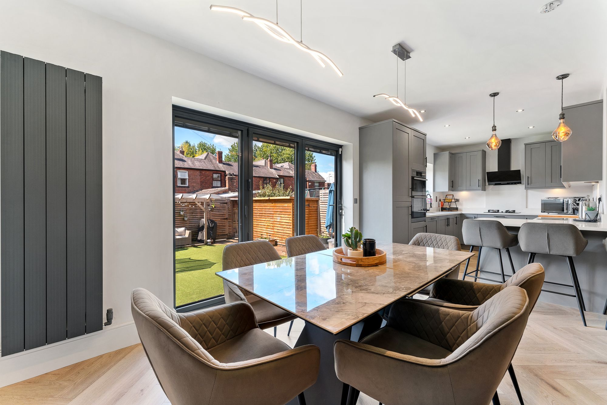 Brooklands Avenue, Leigh