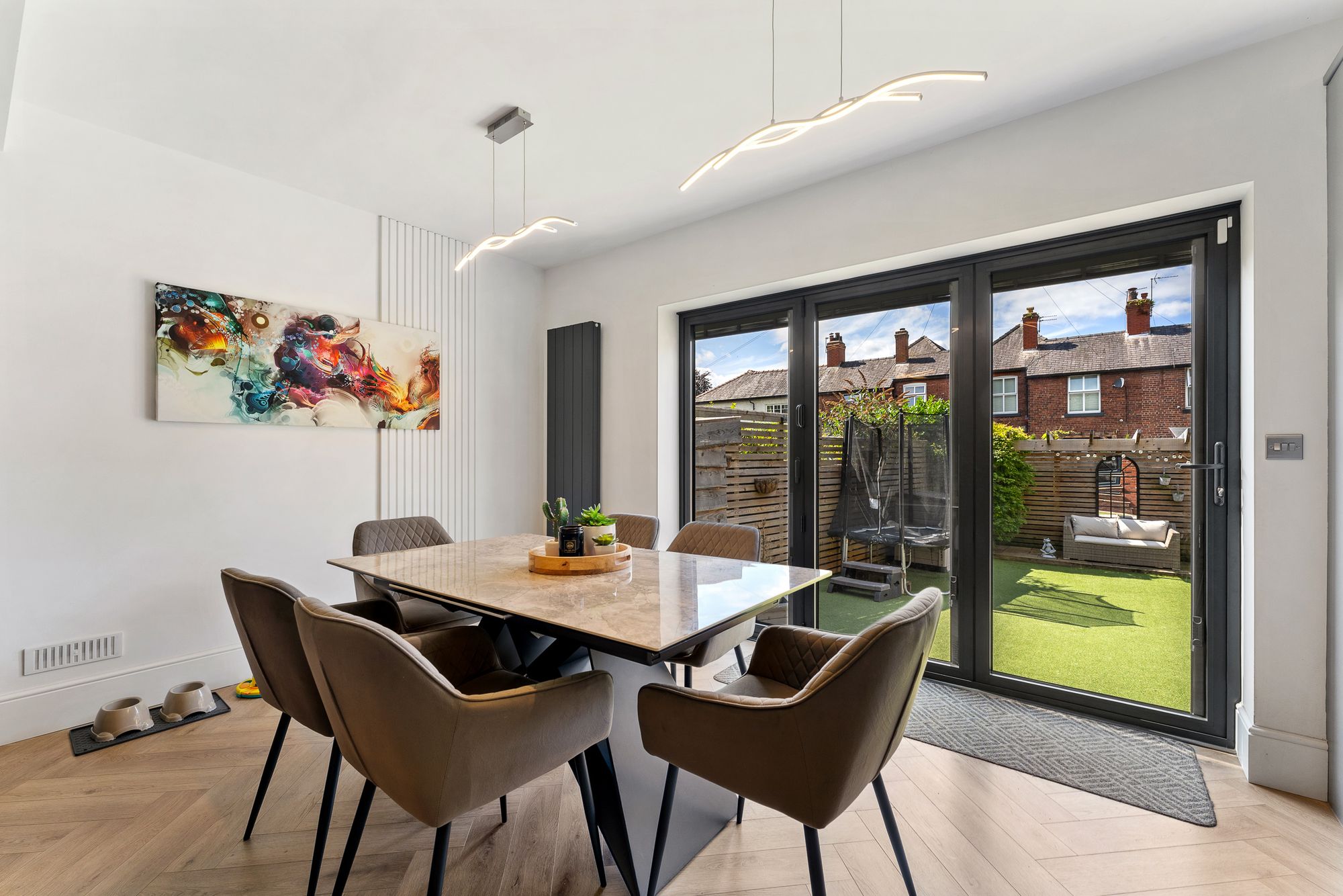 Brooklands Avenue, Leigh