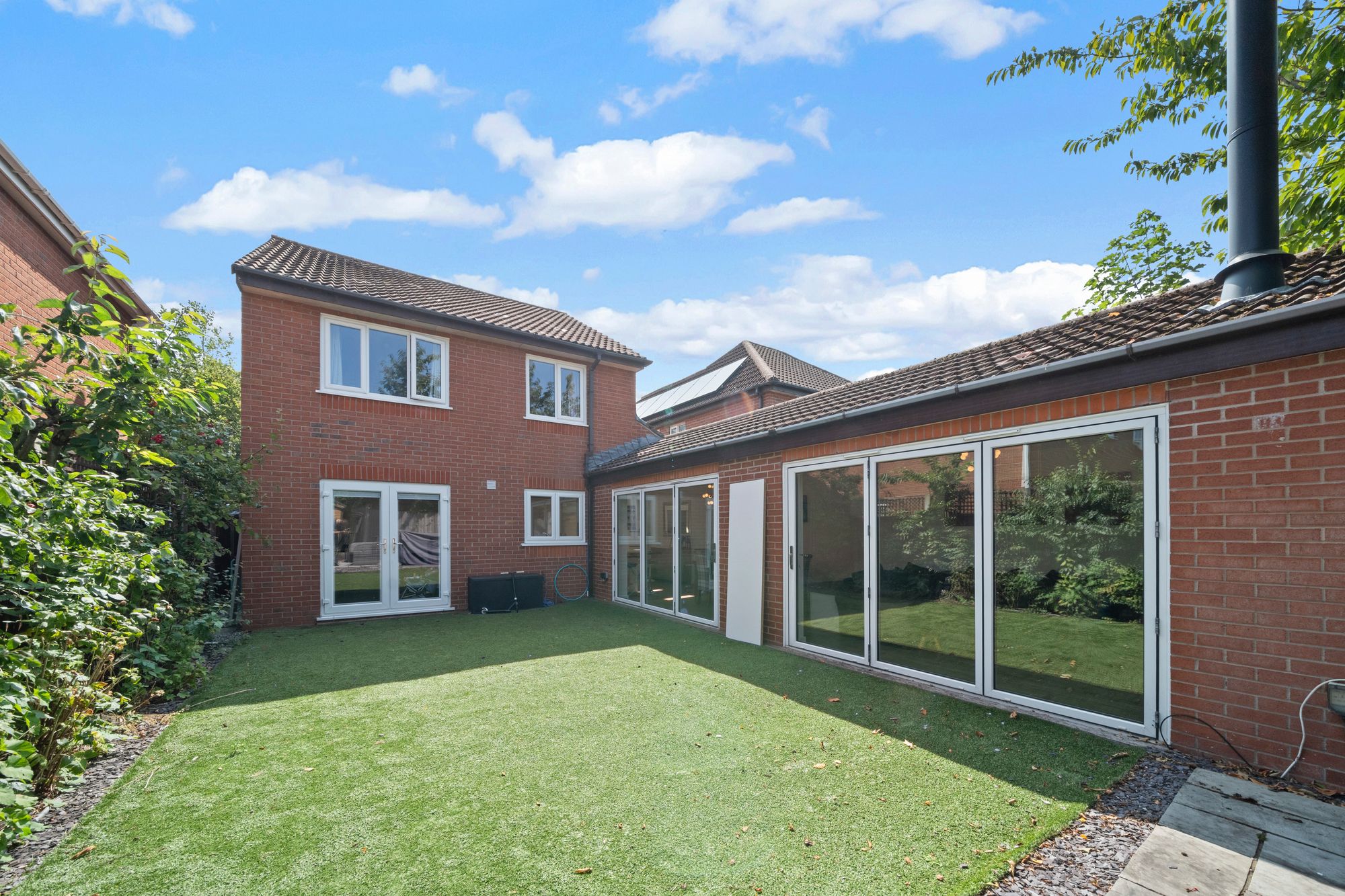 Hartford Green, Bolton