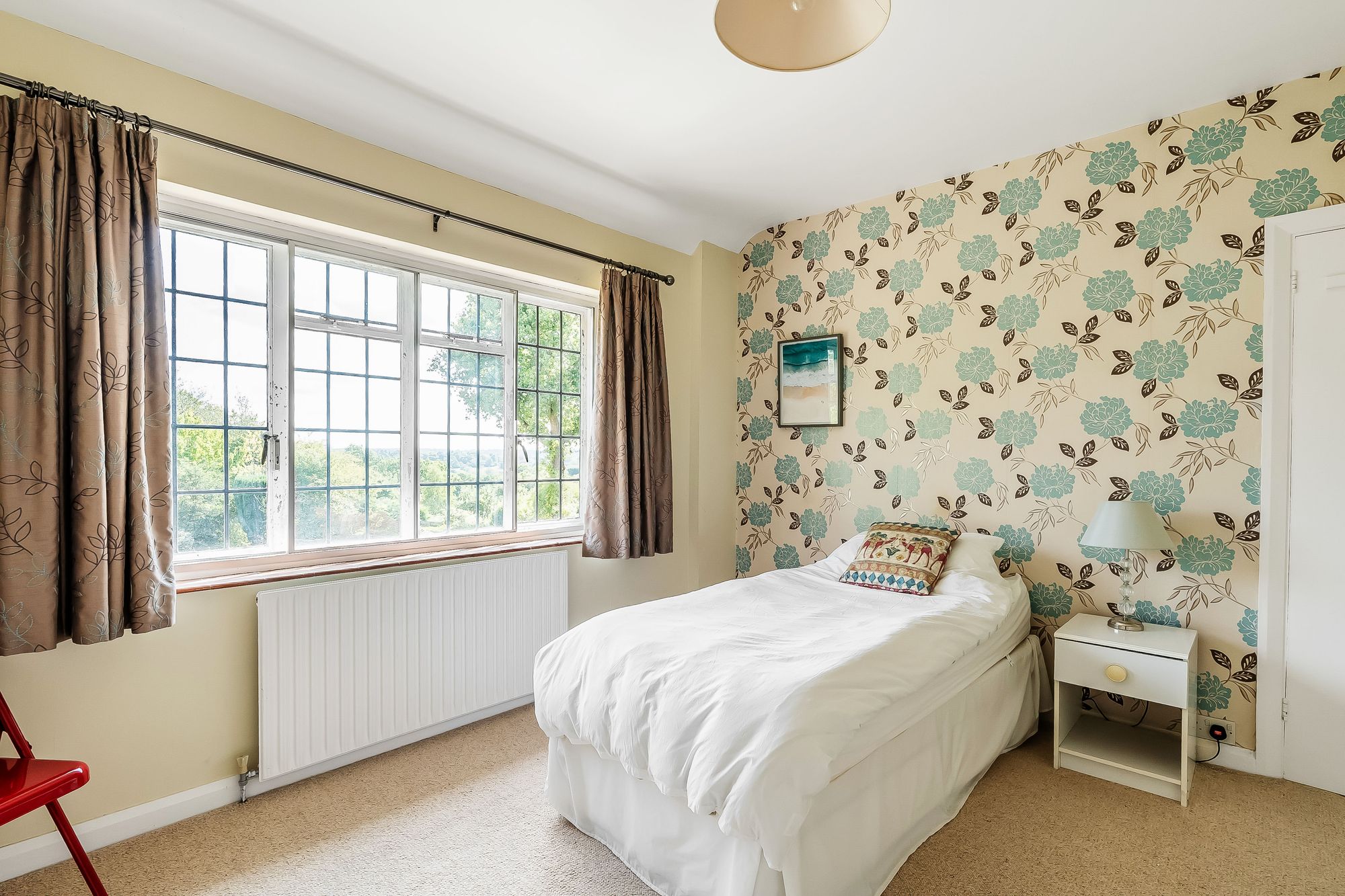 St. Lawrence Avenue, Bidborough, TN4