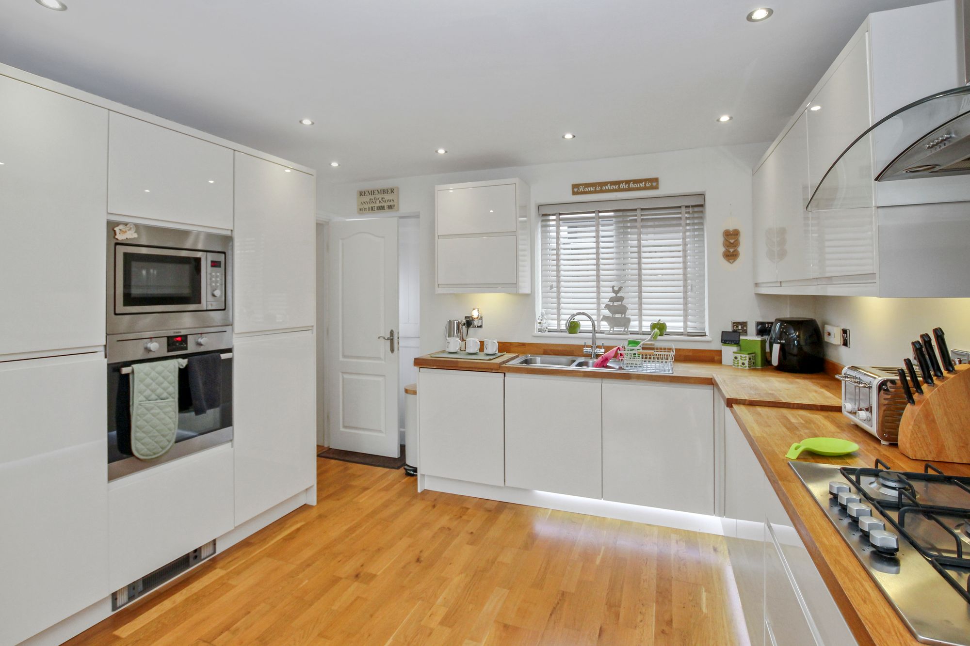 Saunderton Close, Haydock, WA11