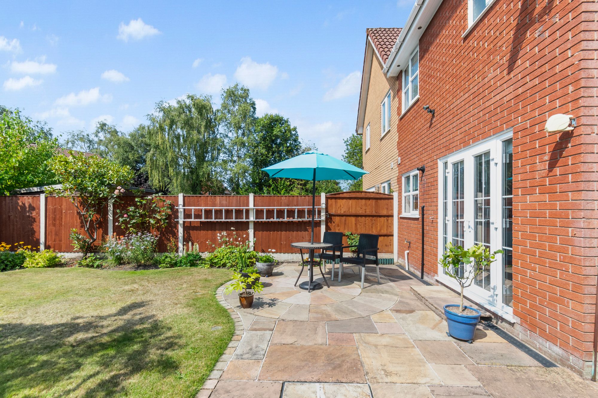 Cleeves Close, Warrington