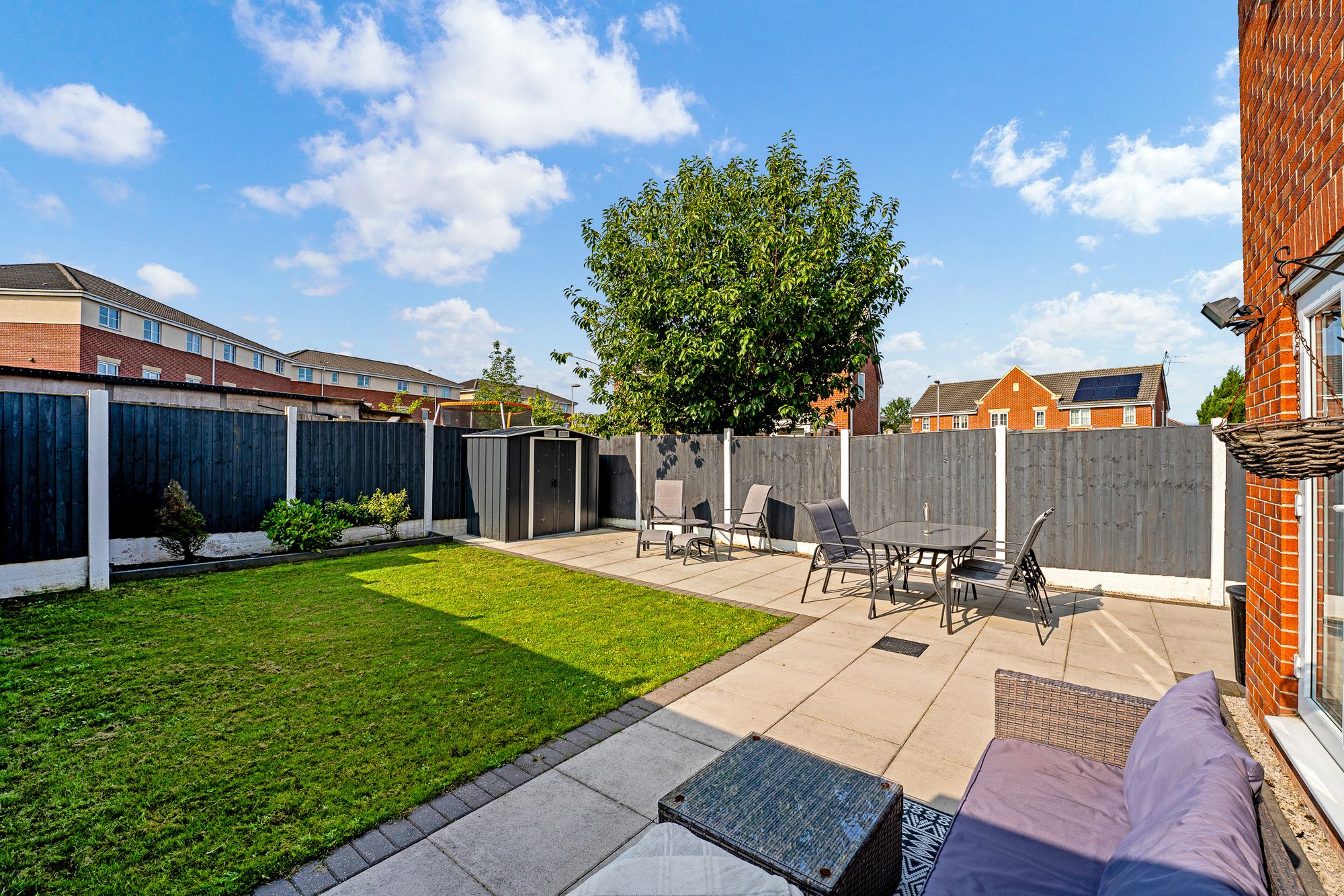 Burmarsh Lane, Widnes, WA8