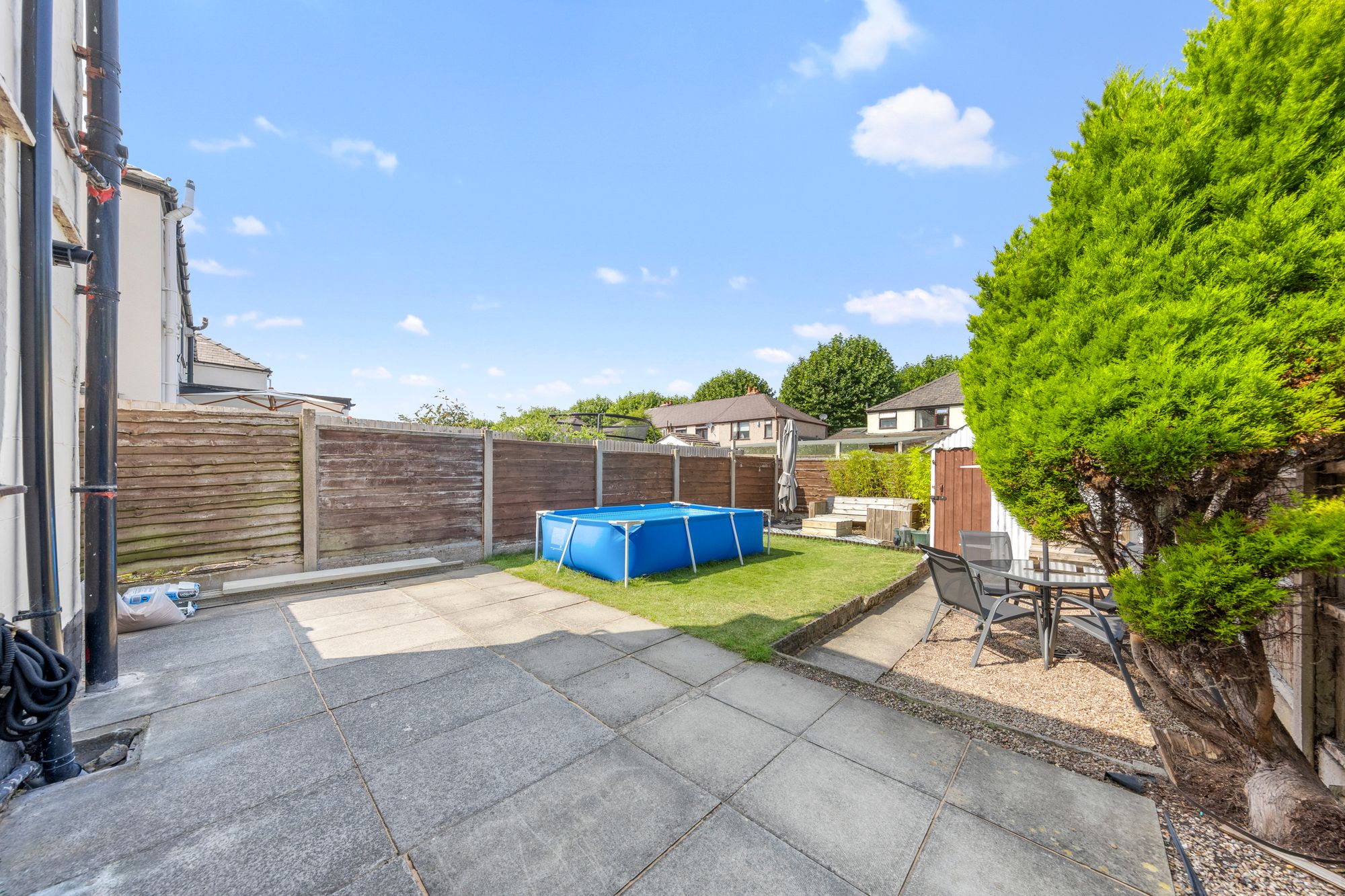 East Avenue, Warrington