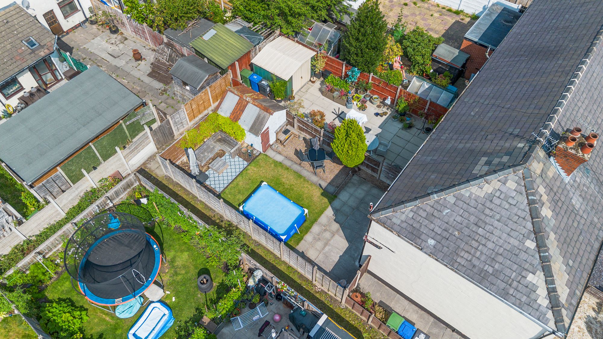 East Avenue, Warrington