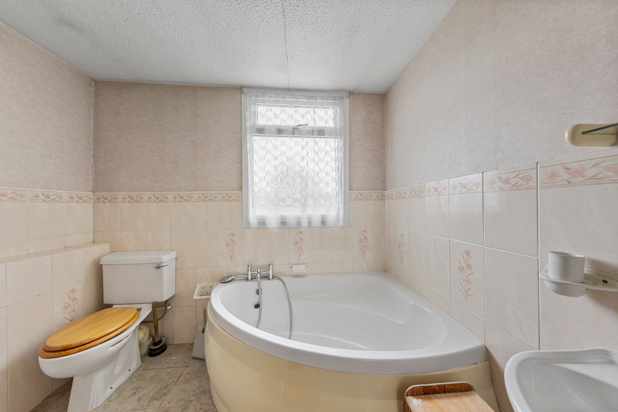 724 Warrington Road, Risley, Warrington, WA3 6AH