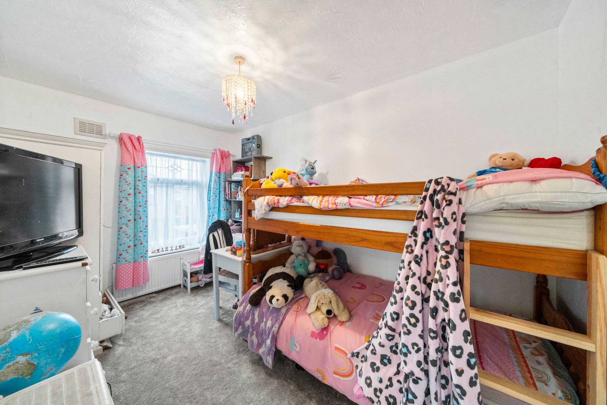 Hood Grove, Leigh, WN7