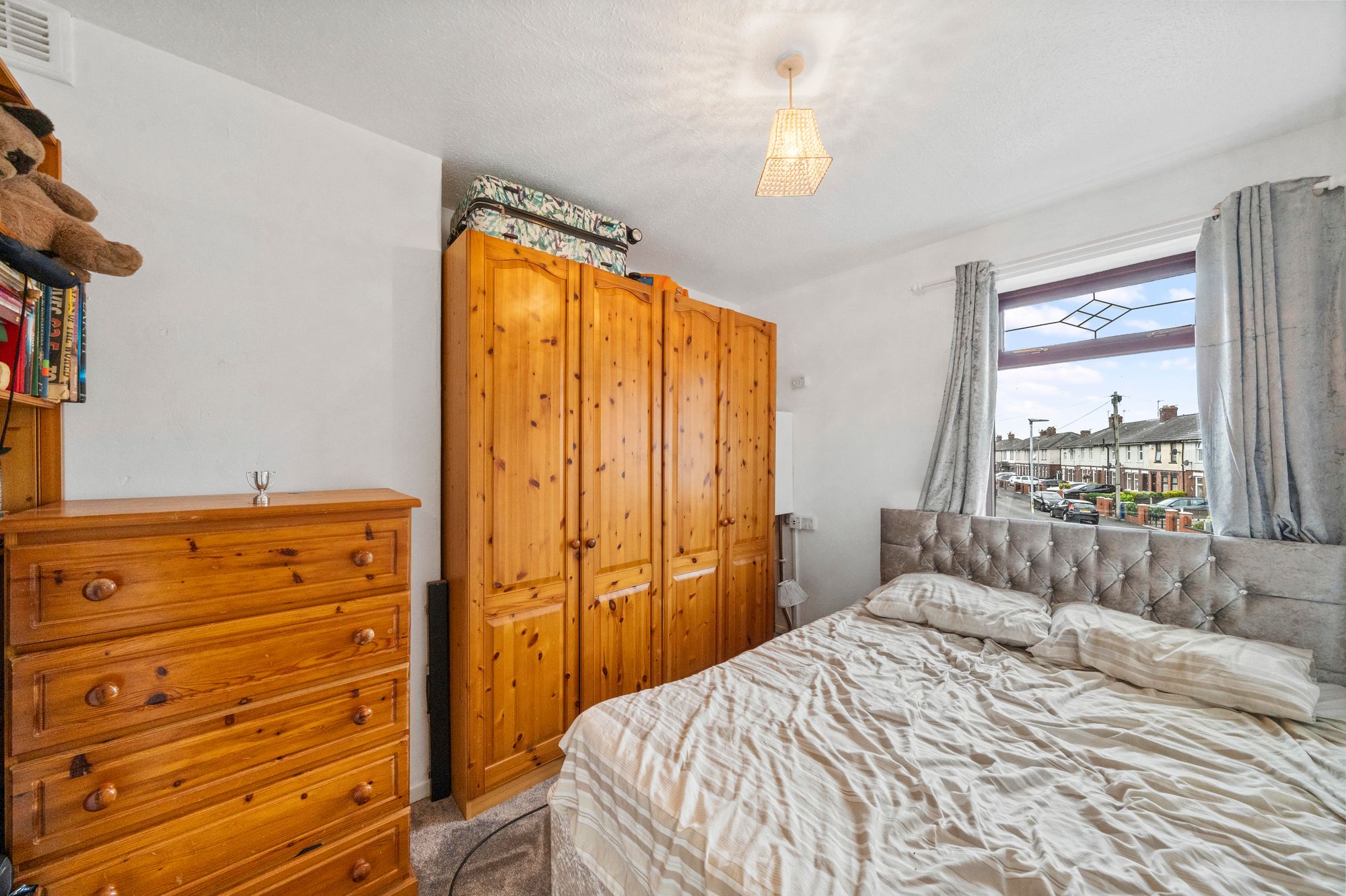 Hood Grove, Leigh, WN7