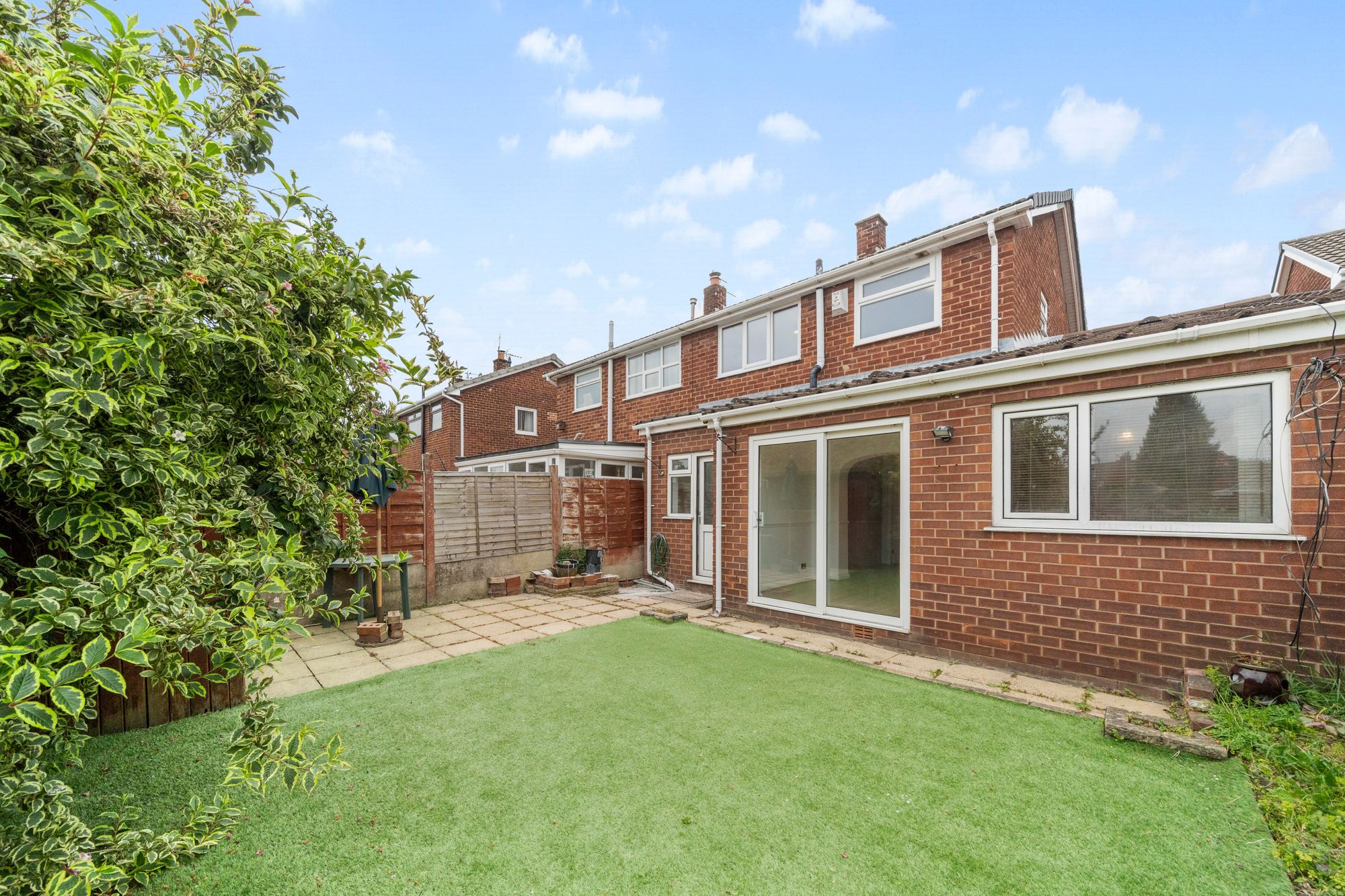 Romford Avenue, Leigh