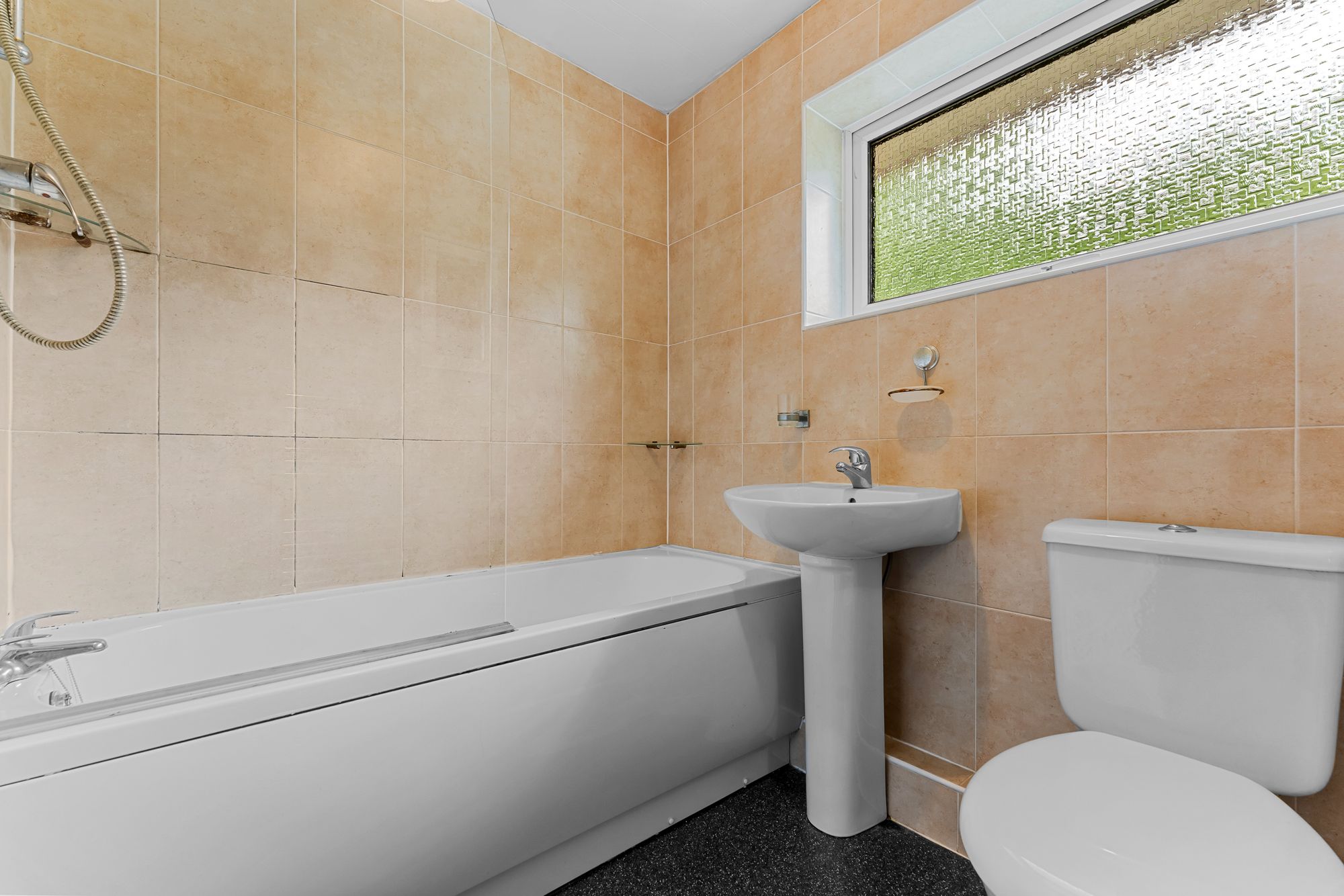 Copeland Grove, Beechwood, WA7