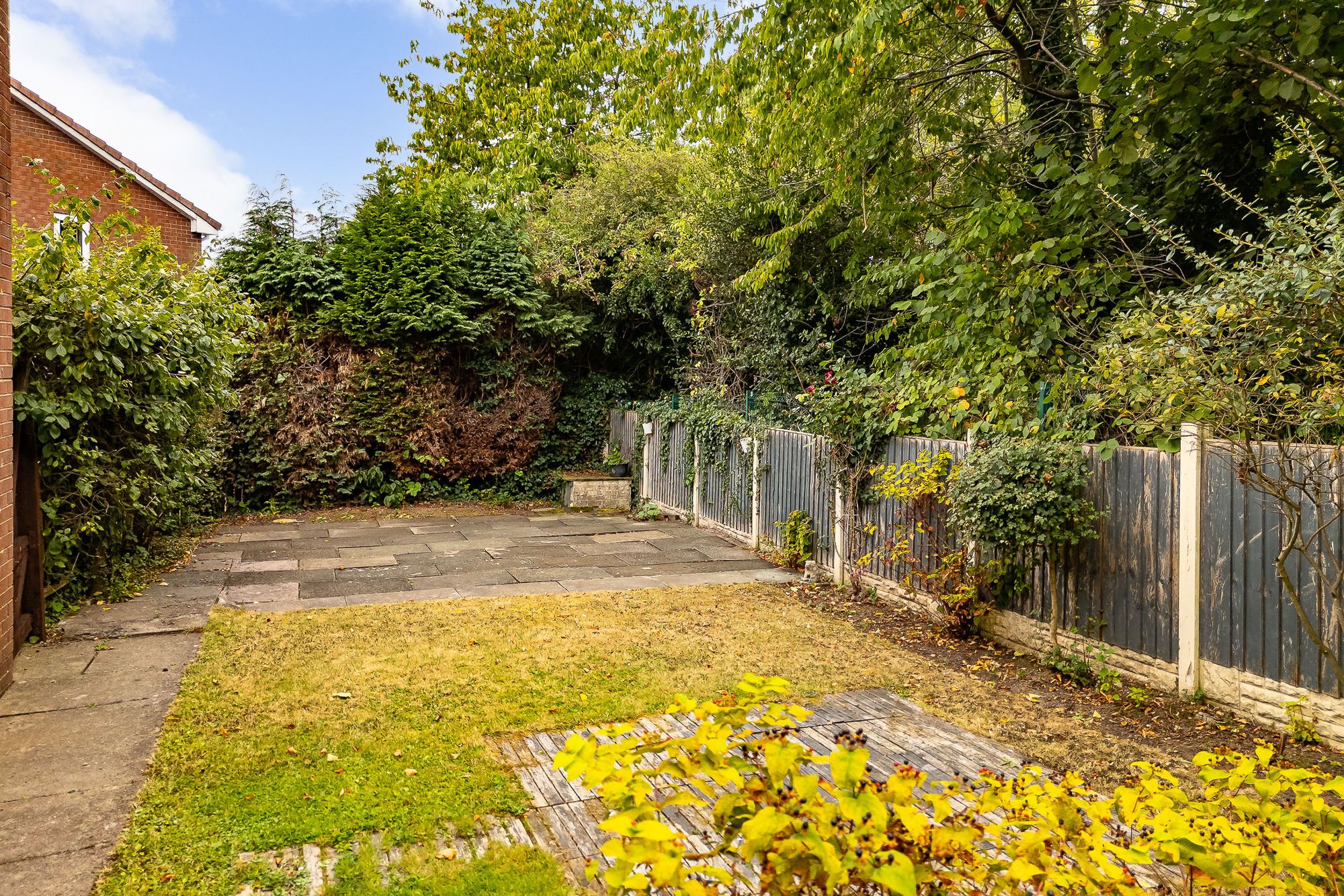Copeland Grove, Beechwood, WA7