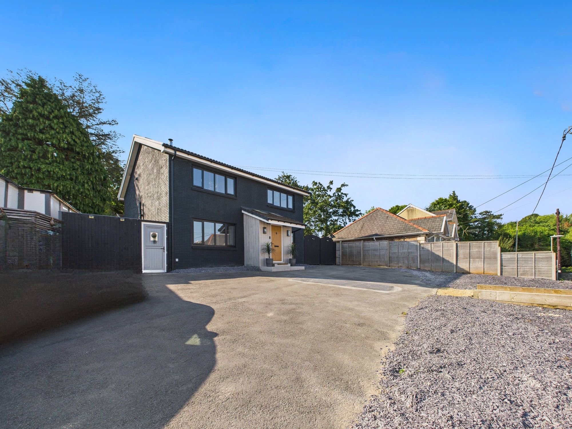 Brondeg Lane, Pontardawe, SA8
