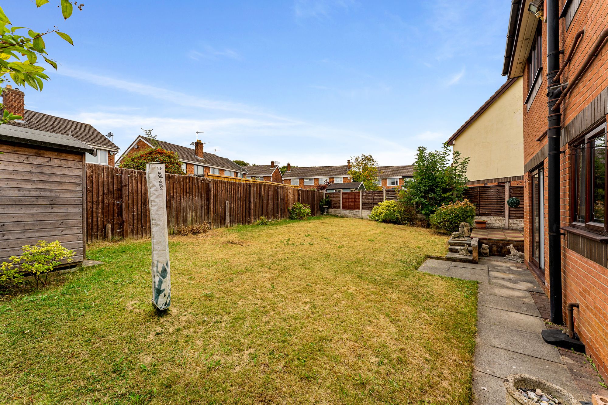 Honeysuckle Close, Widnes, WA8