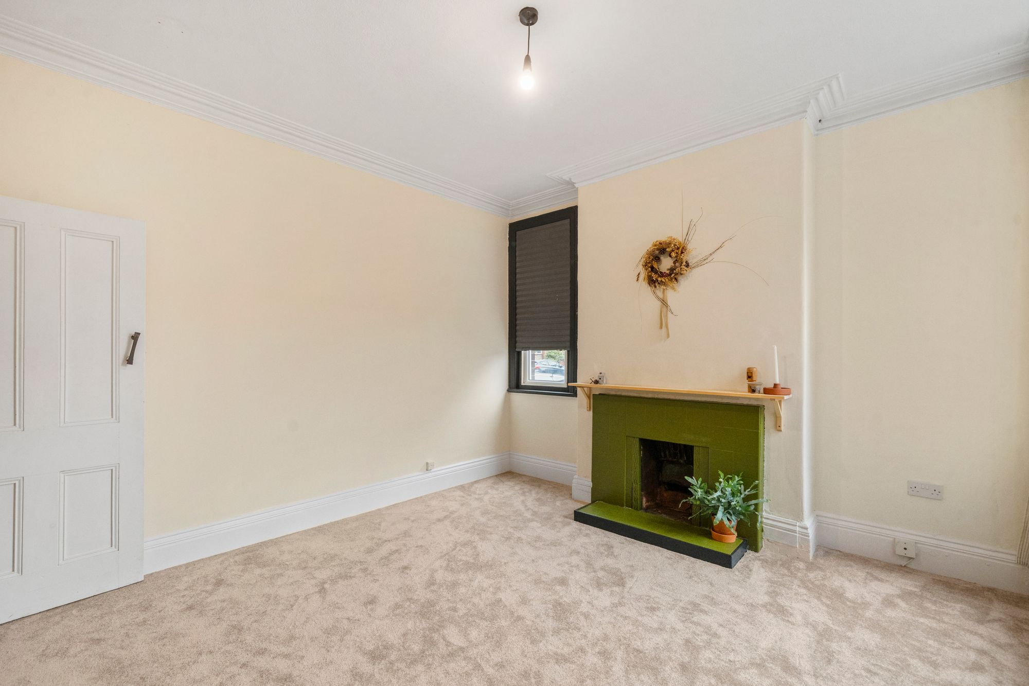The Avenue, Leigh, WN7