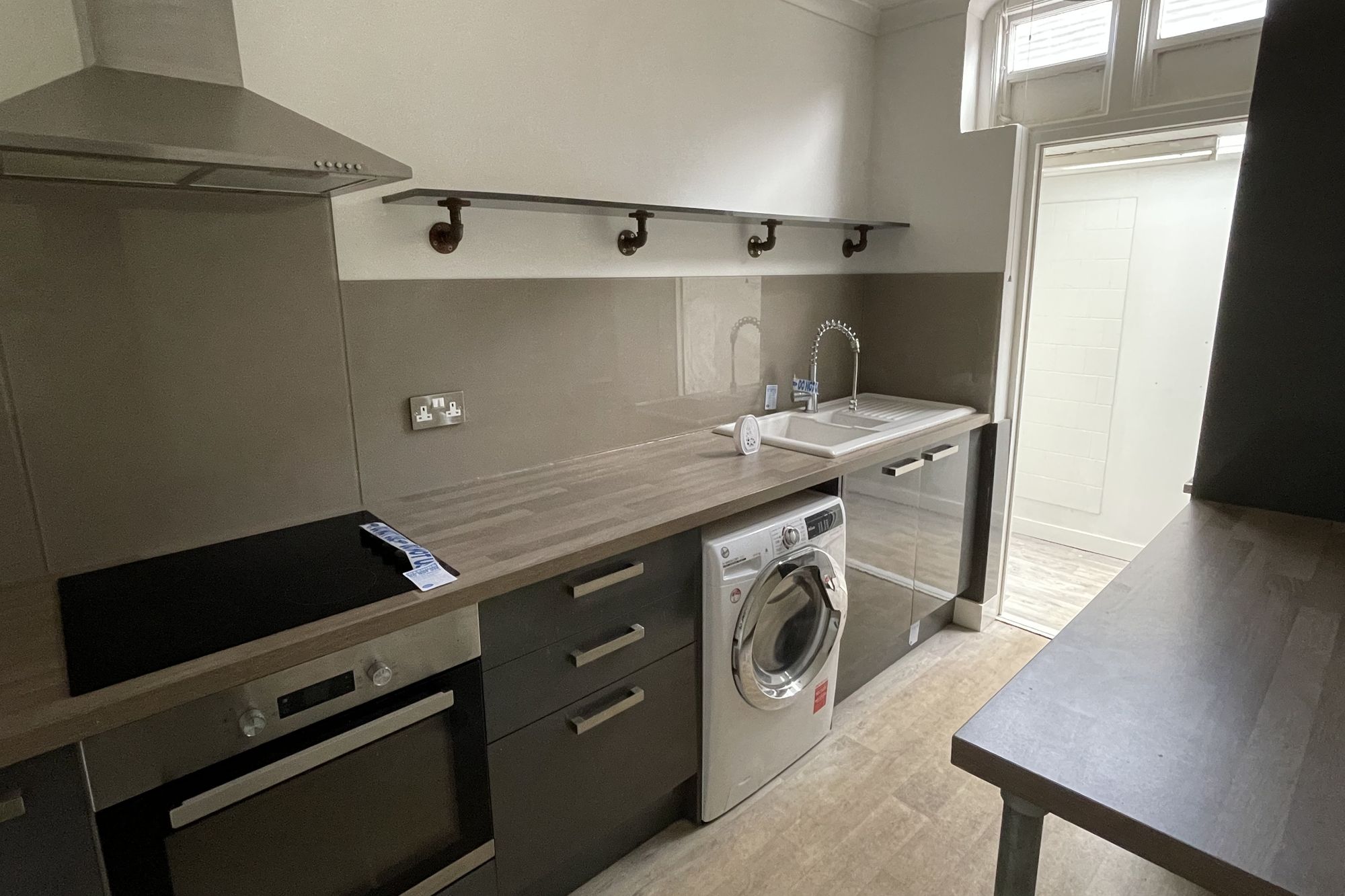 West Street, Billingshurst, RH14