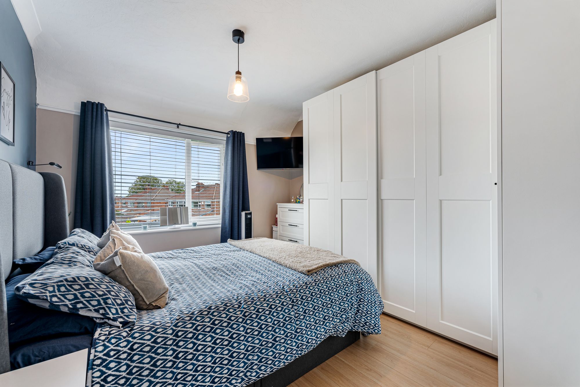 Lyndon Grove, Runcorn