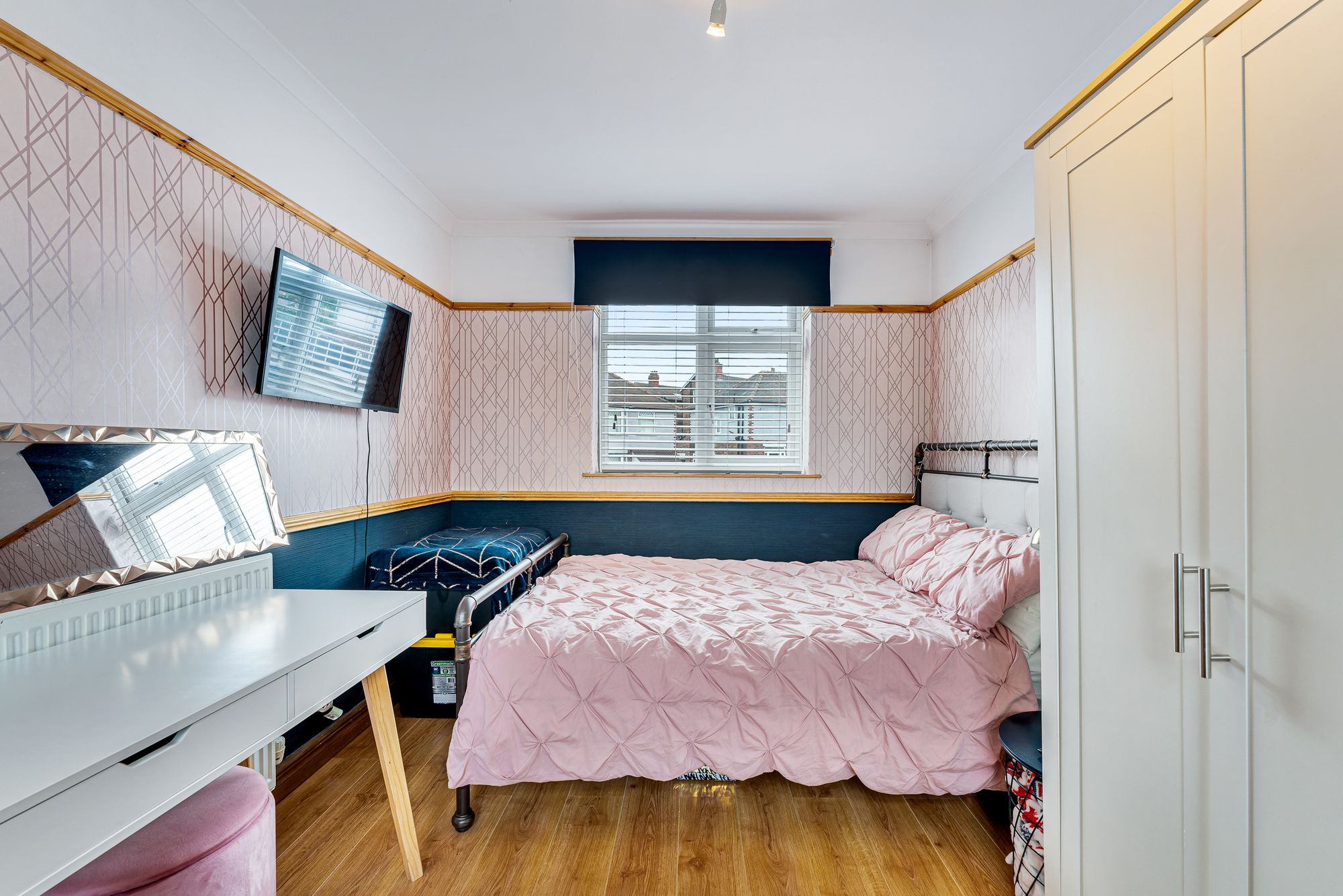 Lyndon Grove, Runcorn