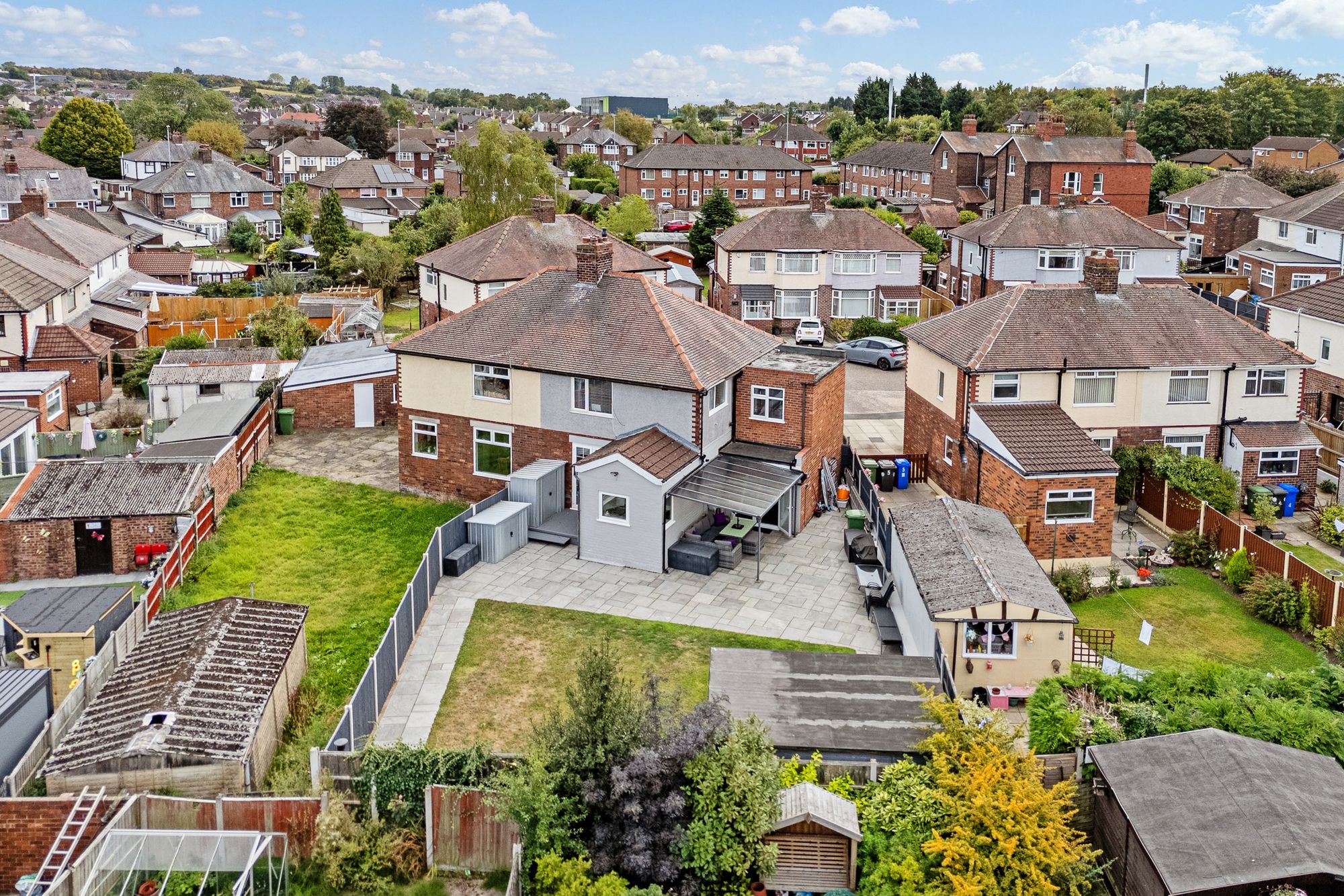 Lyndon Grove, Runcorn