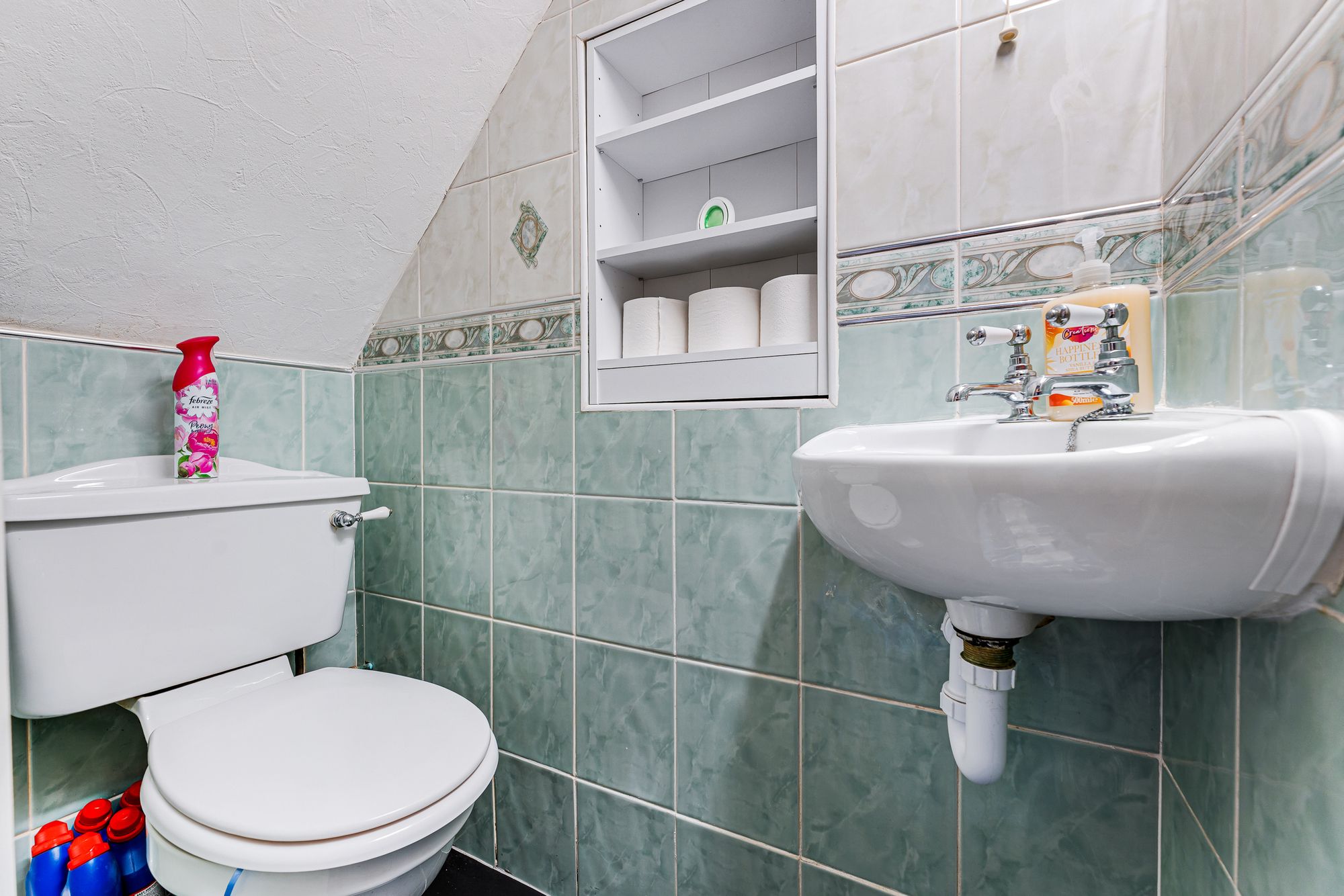 Lyndon Grove, Runcorn