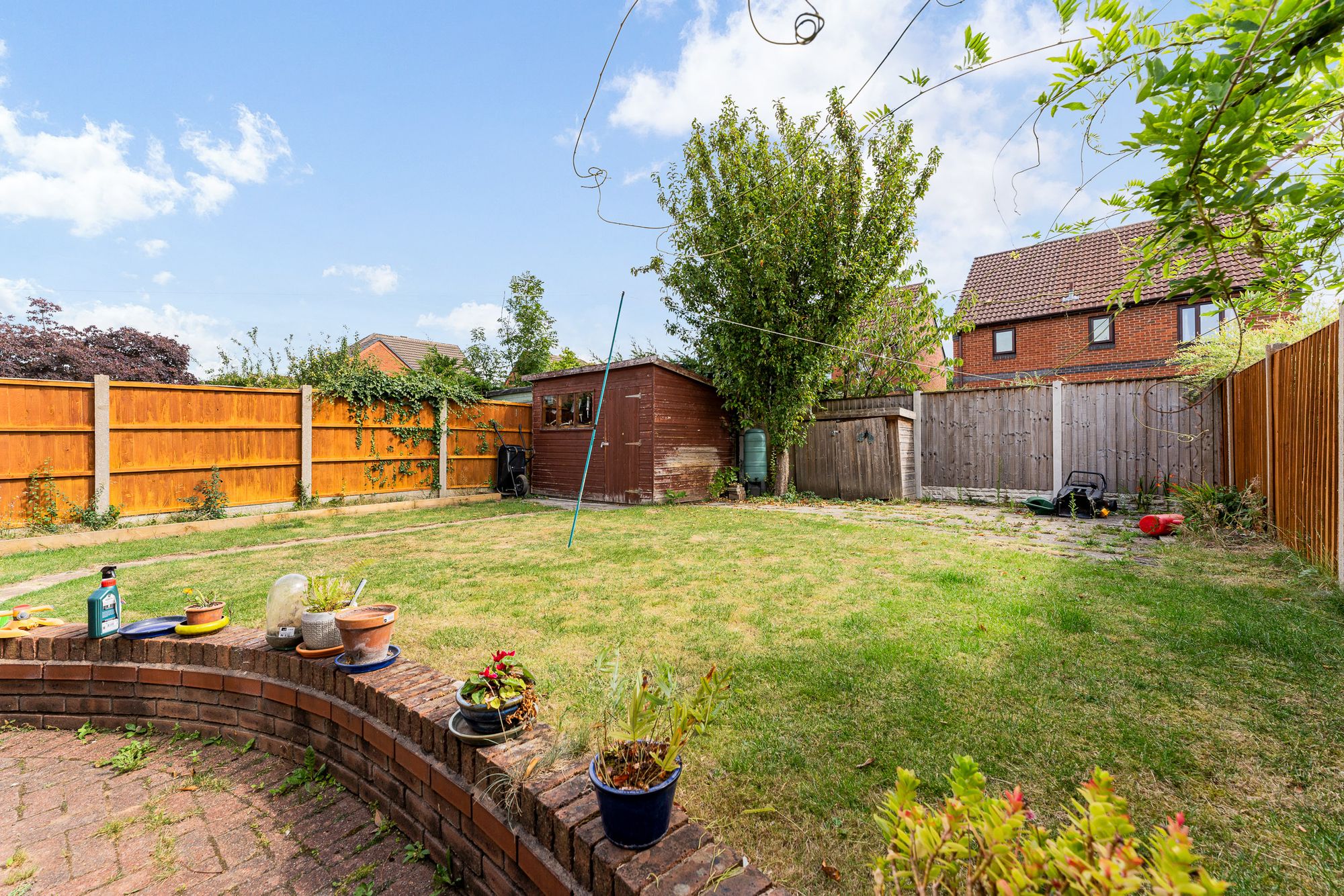 Finsbury Park, Widnes, WA8