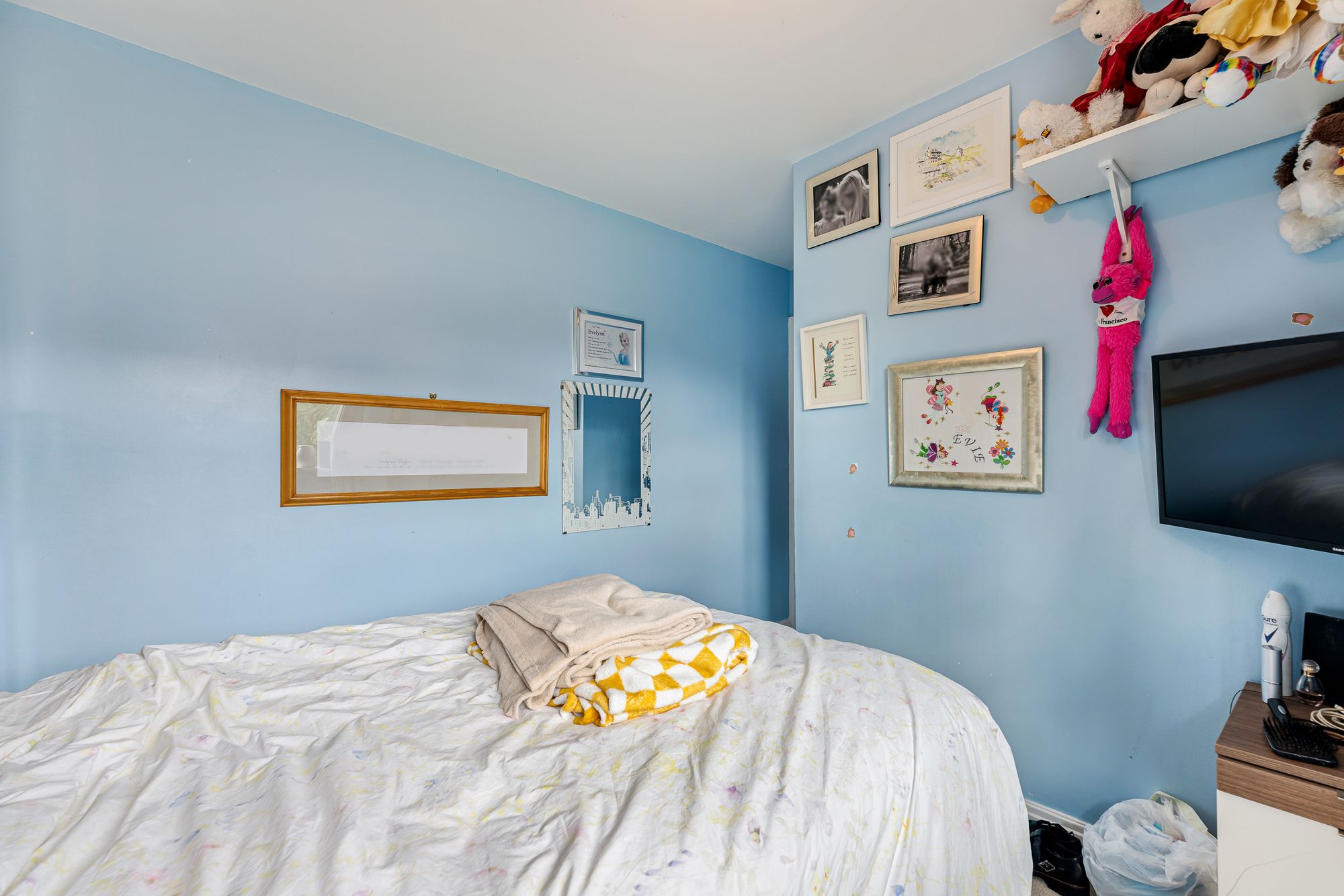 Finsbury Park, Widnes, WA8