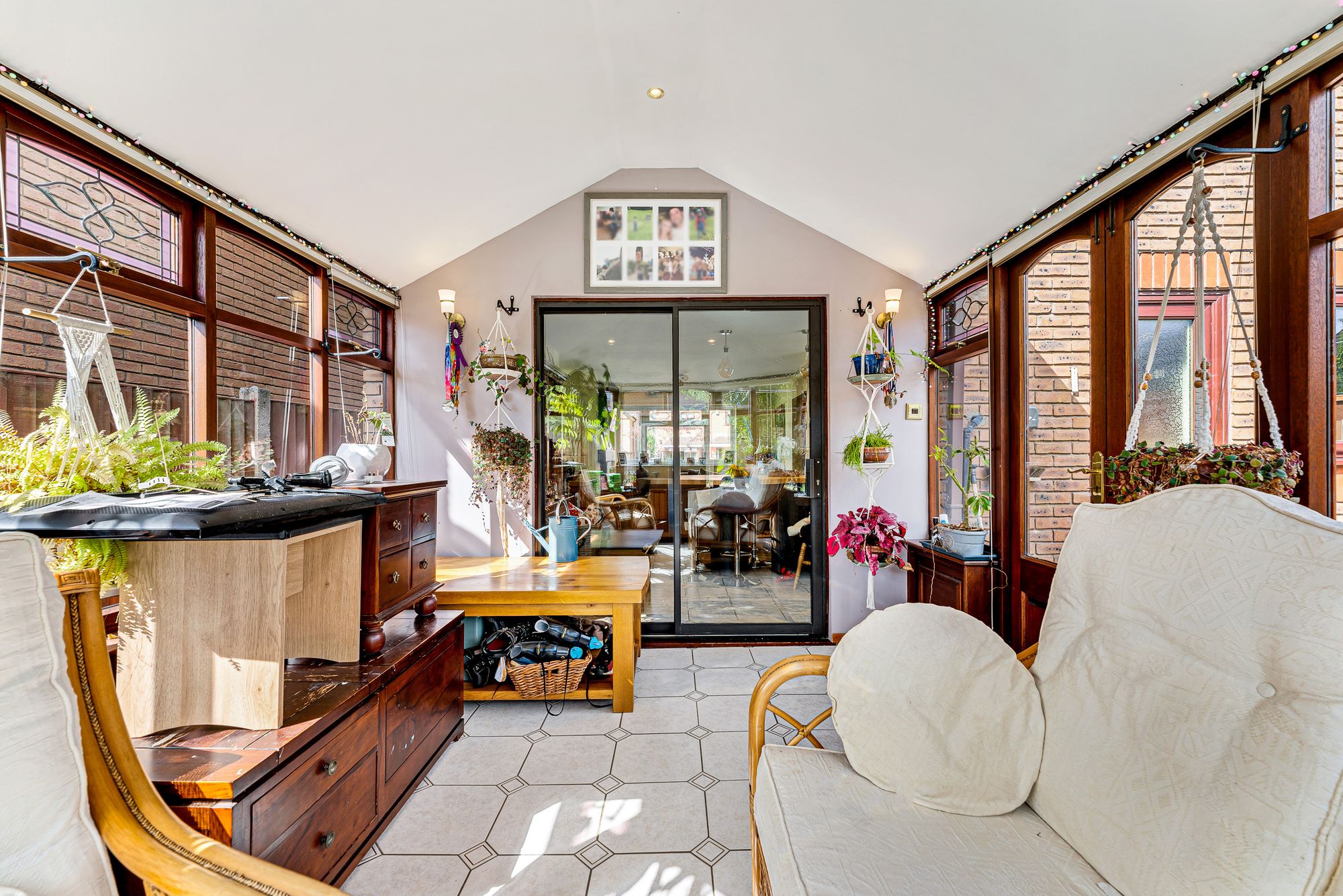 Finsbury Park, Widnes, WA8