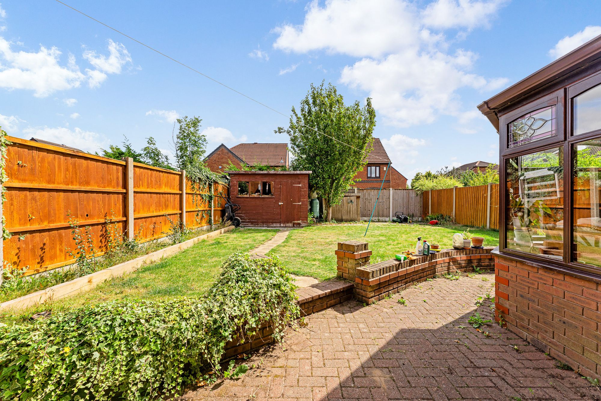 Finsbury Park, Widnes, WA8